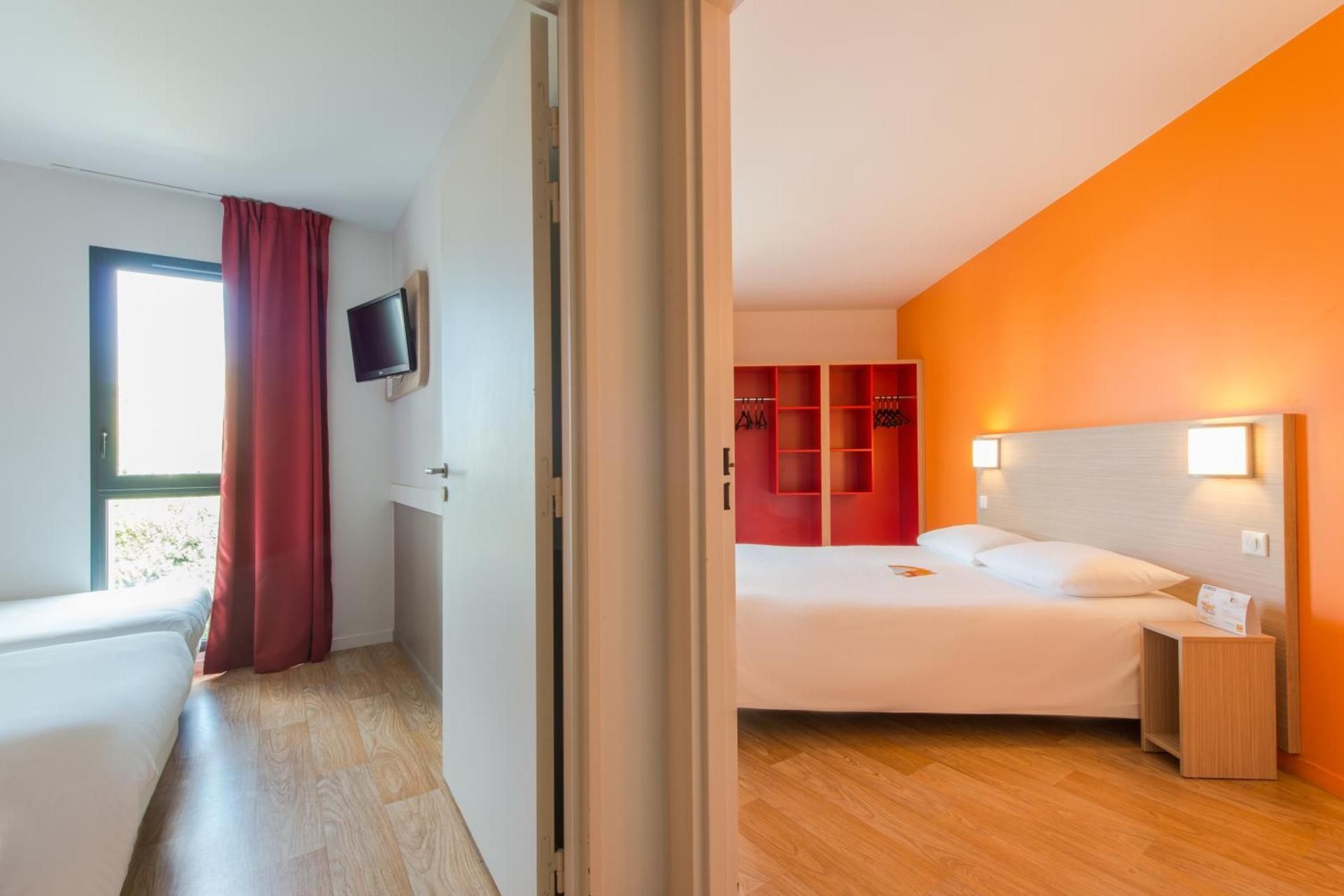 Tribu Double Room with Two Single and One Bunk Bed