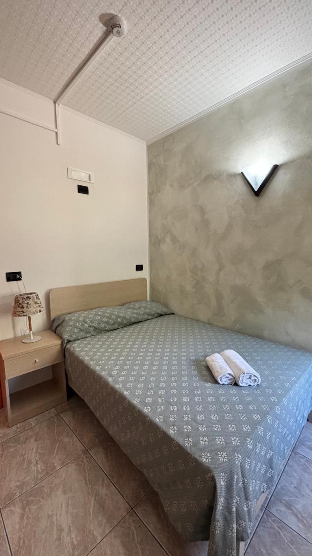 Single Room With Private Bathroom