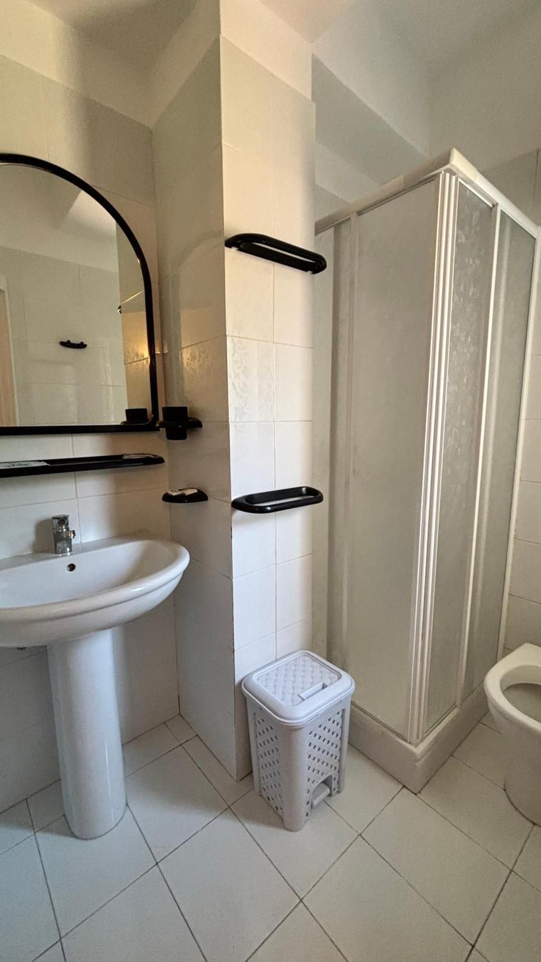 Single Room With Private Bathroom
