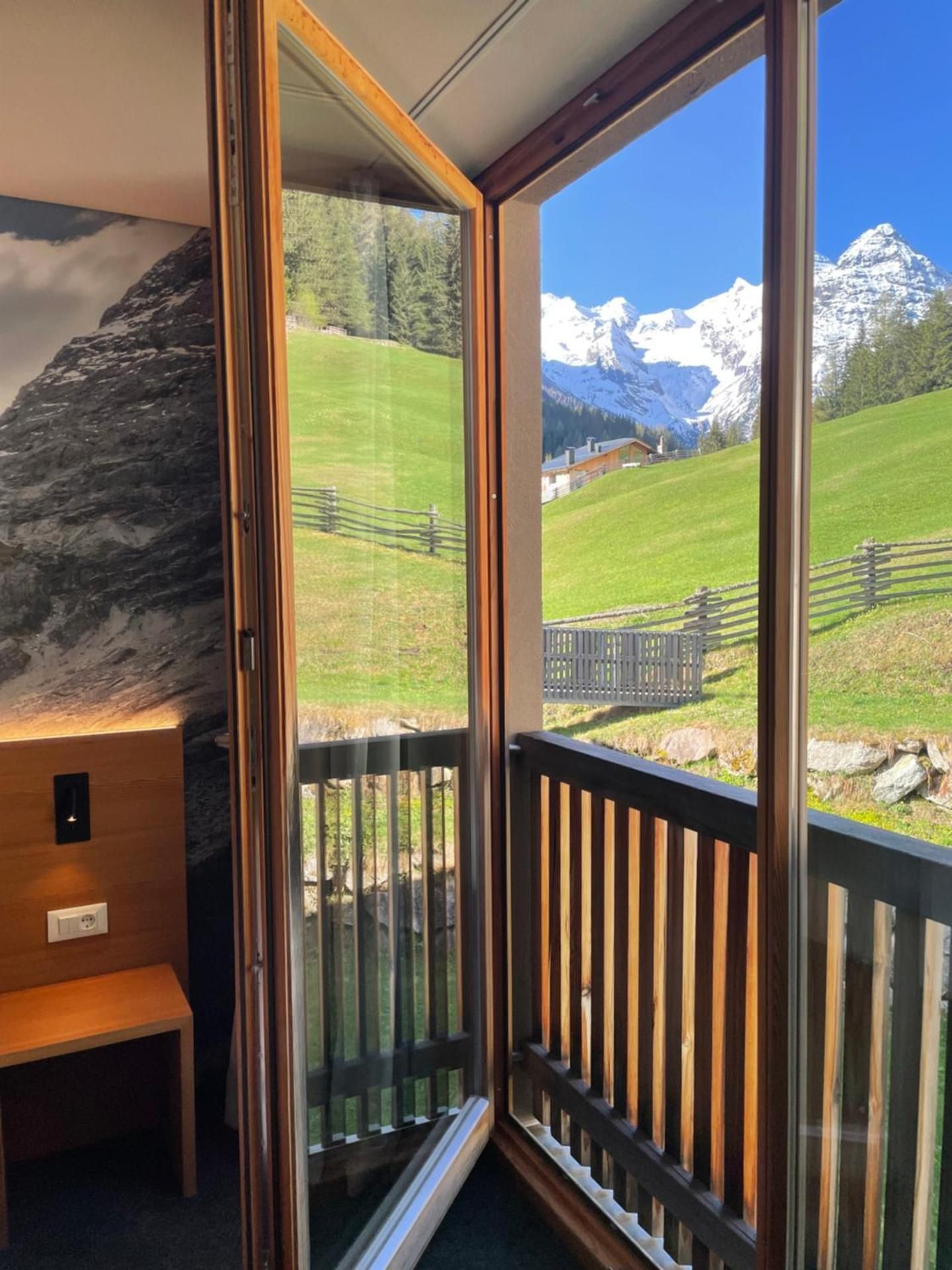 Double Room with Mountain View