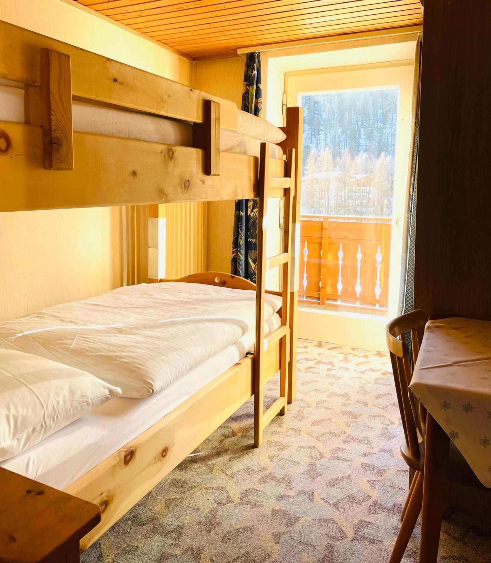 Twin Room with Shared Toilet