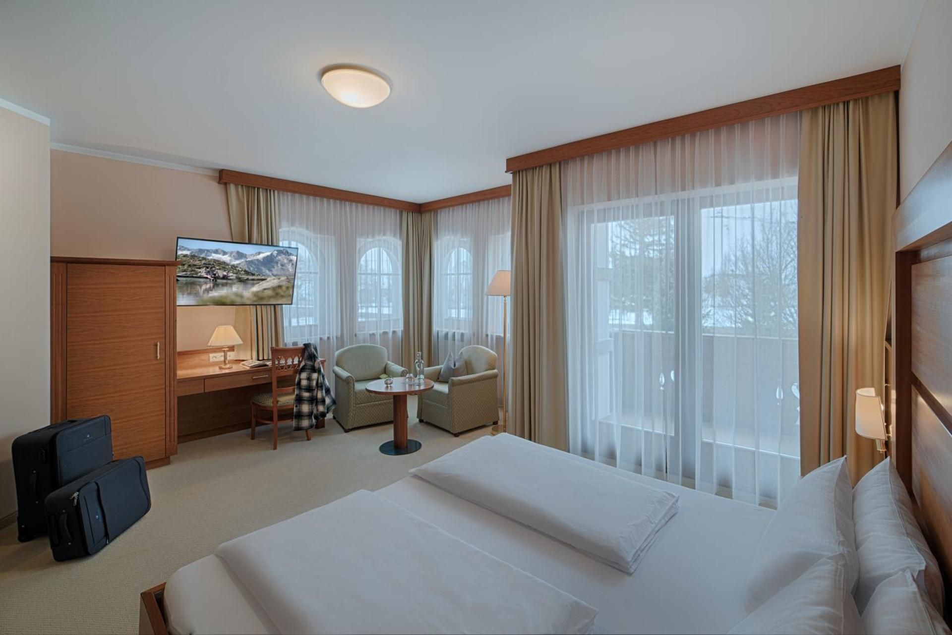 Superior Family Room