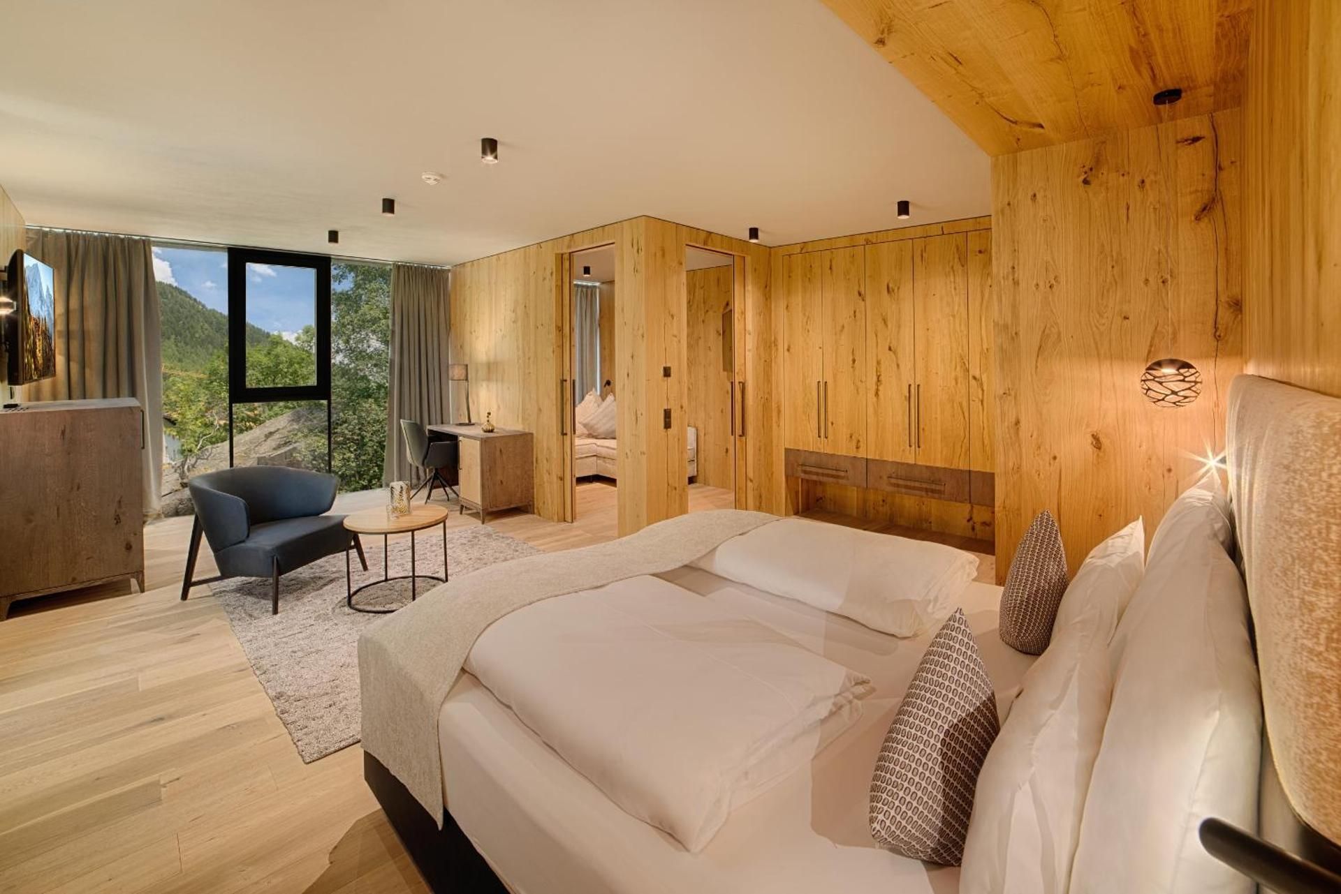 Superior Suite
