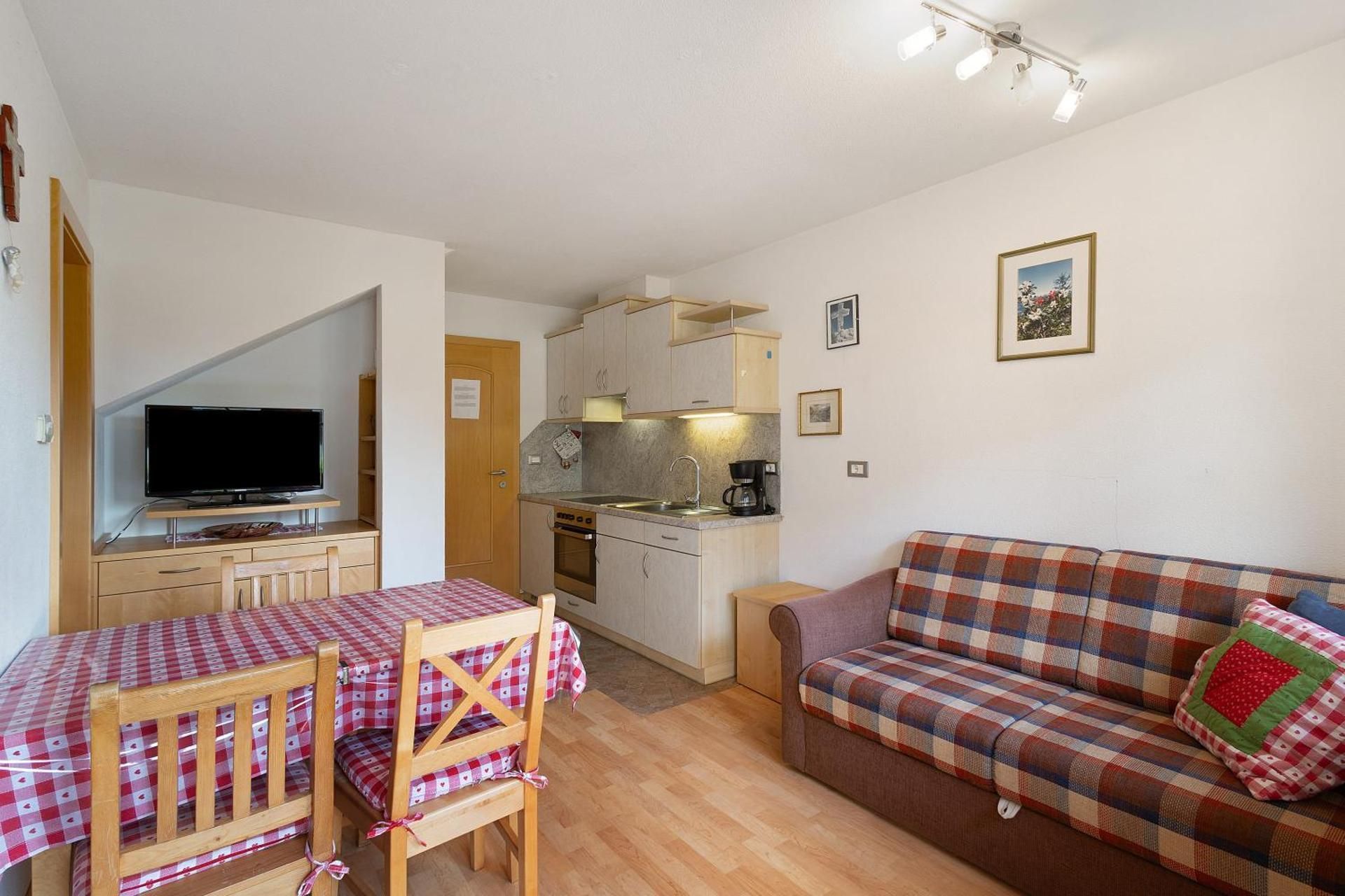 Superior One-Bedroom Apartment with Balcony