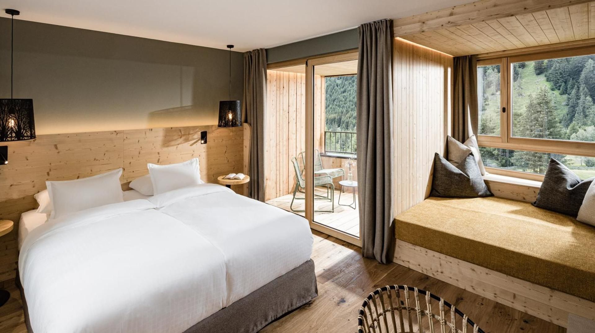 Deluxe Junior Suite