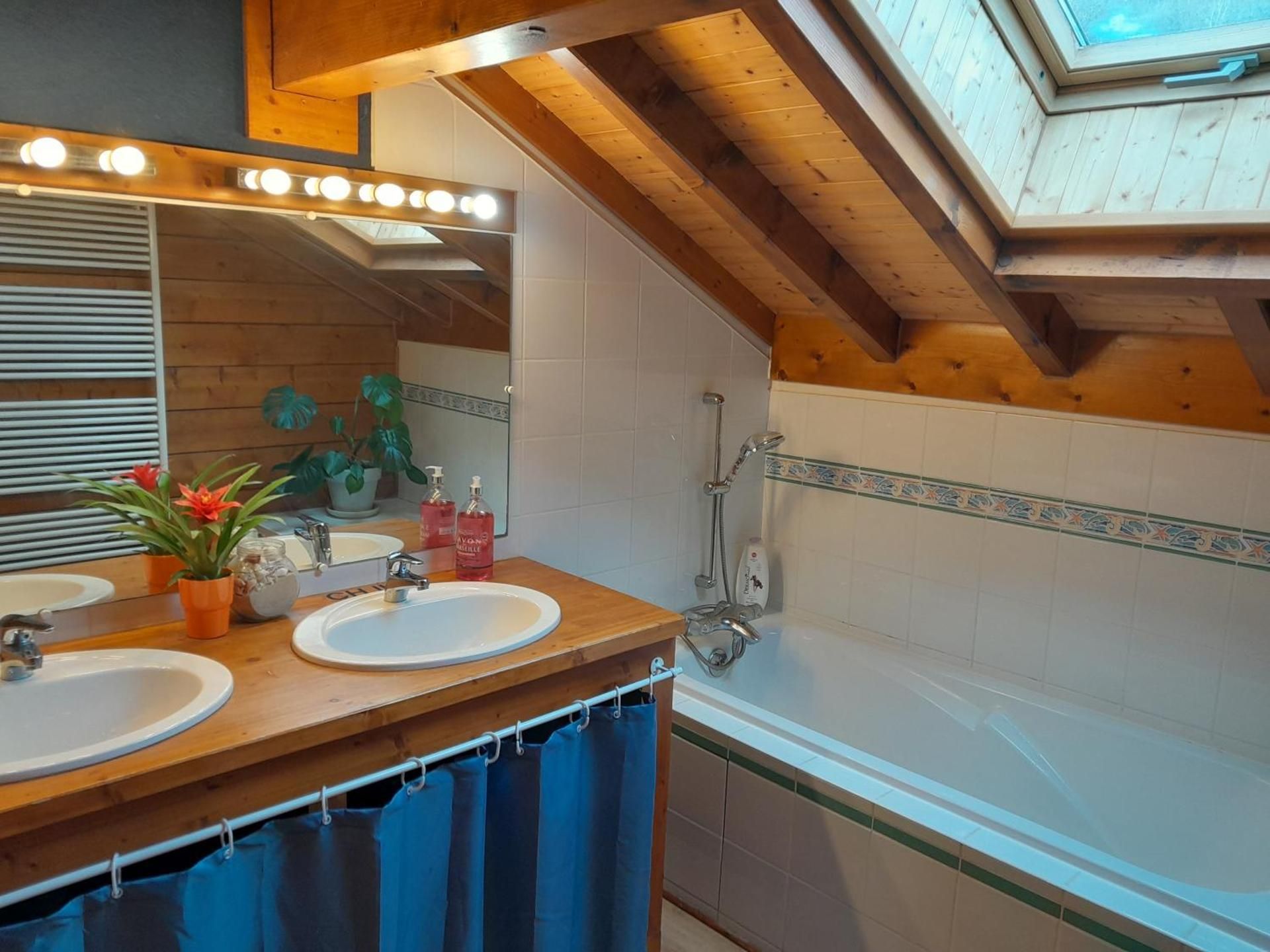 Triple Room with Mountain View