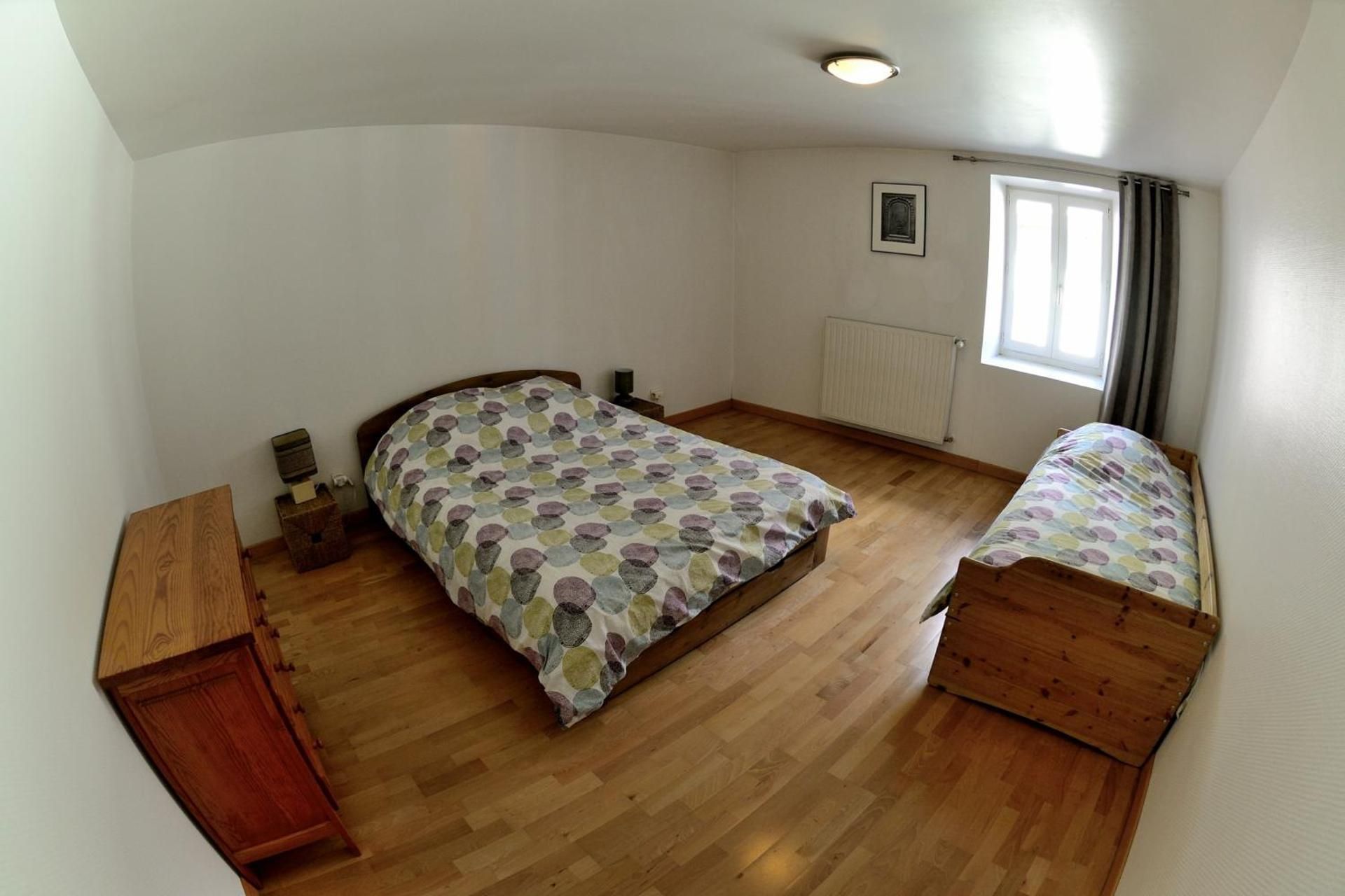Triple Room with Shared Bathroom