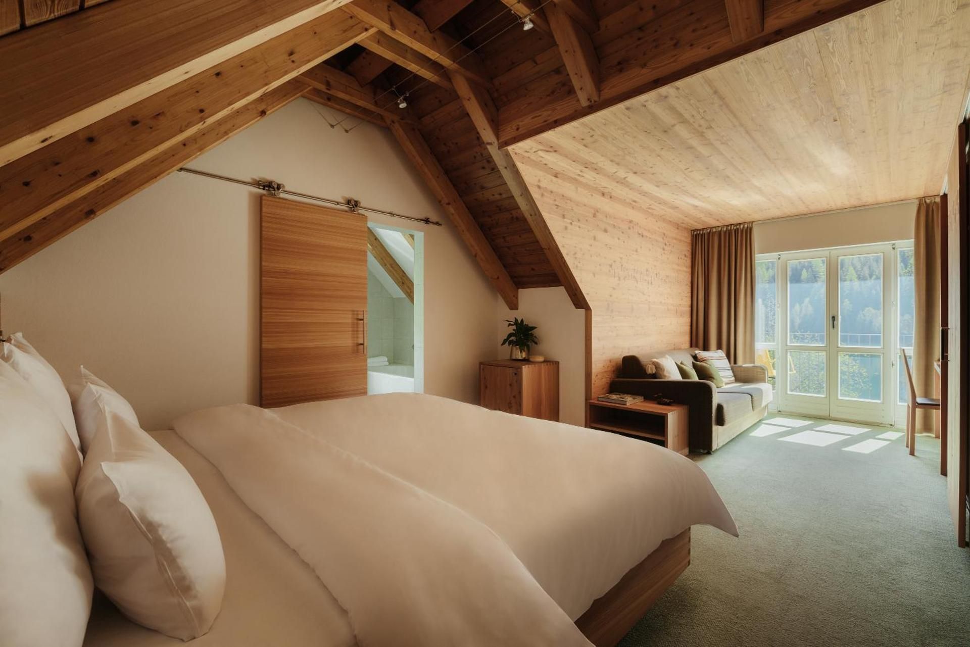 Double Room with Lake View