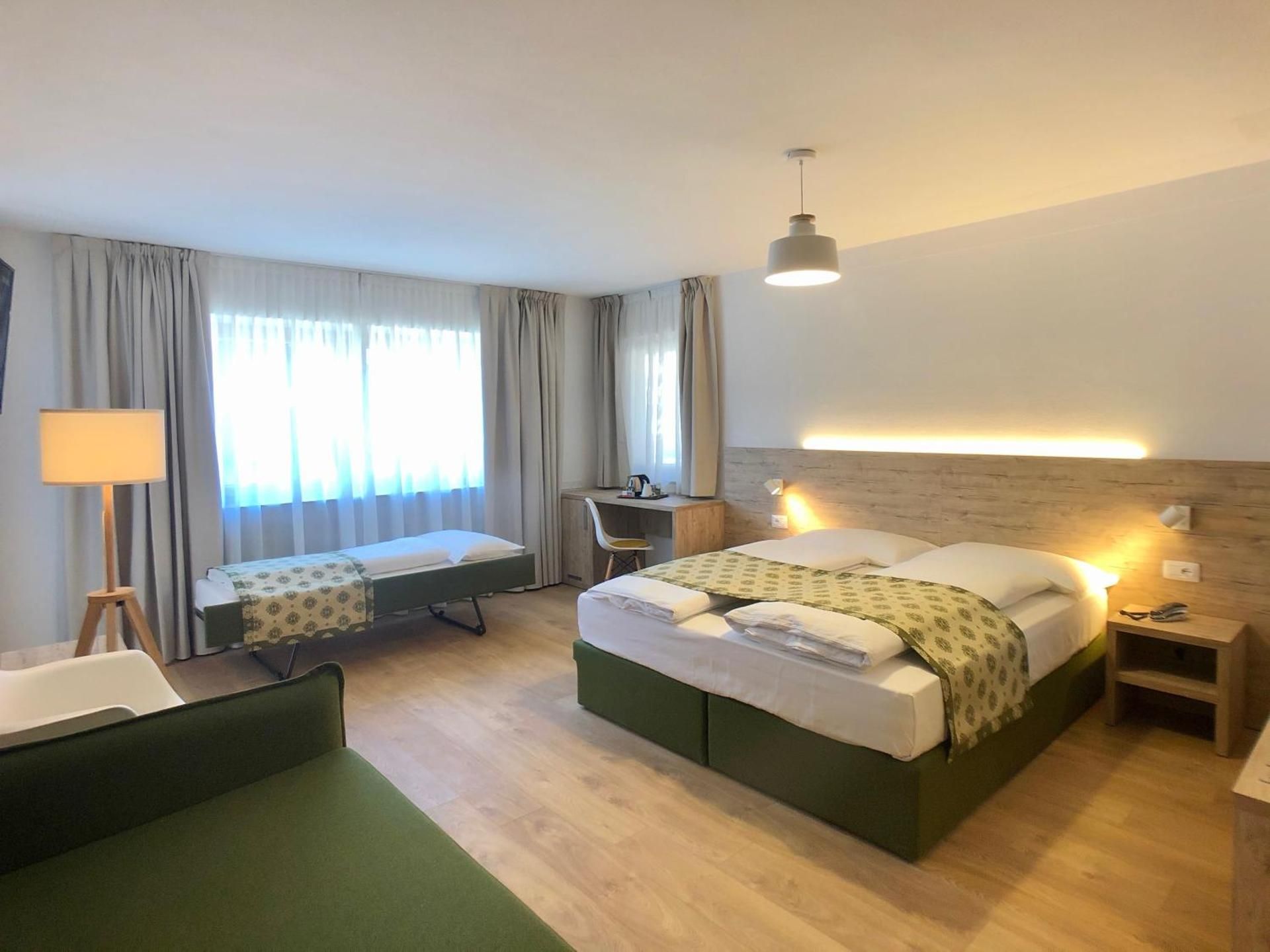 Deluxe Family Room with Spa Access