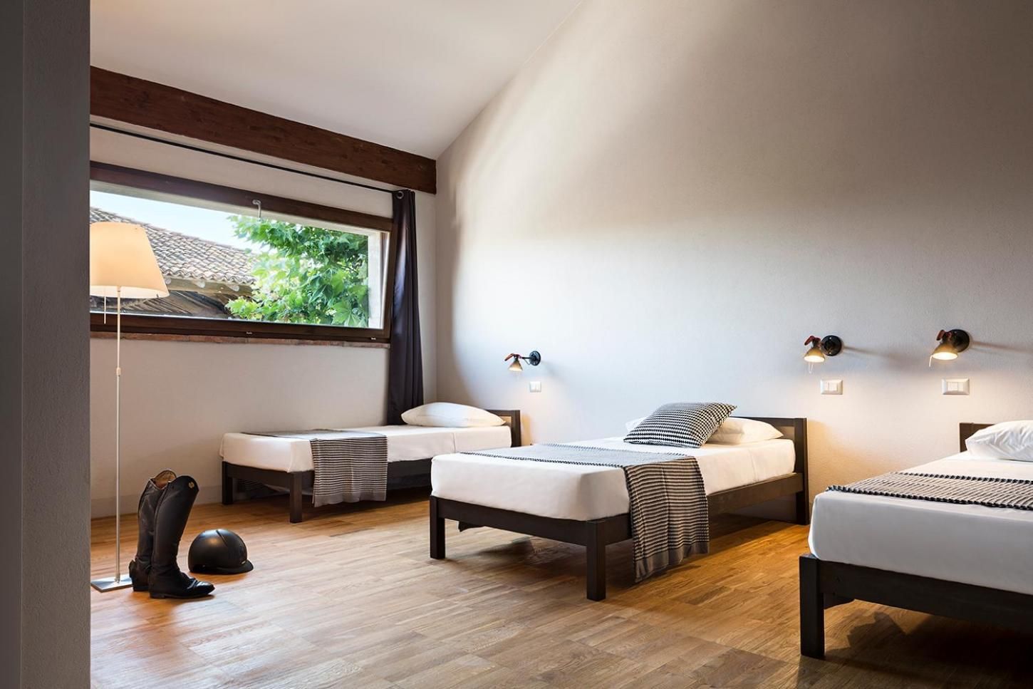 Twin Room with Private Bathroom