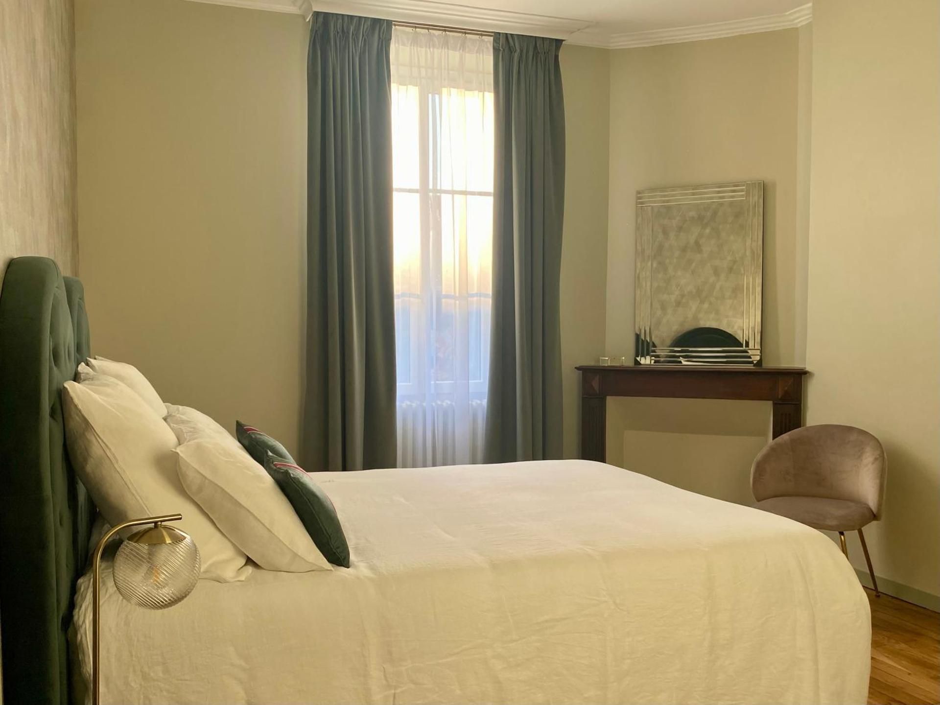 Deluxe Double or Twin Room