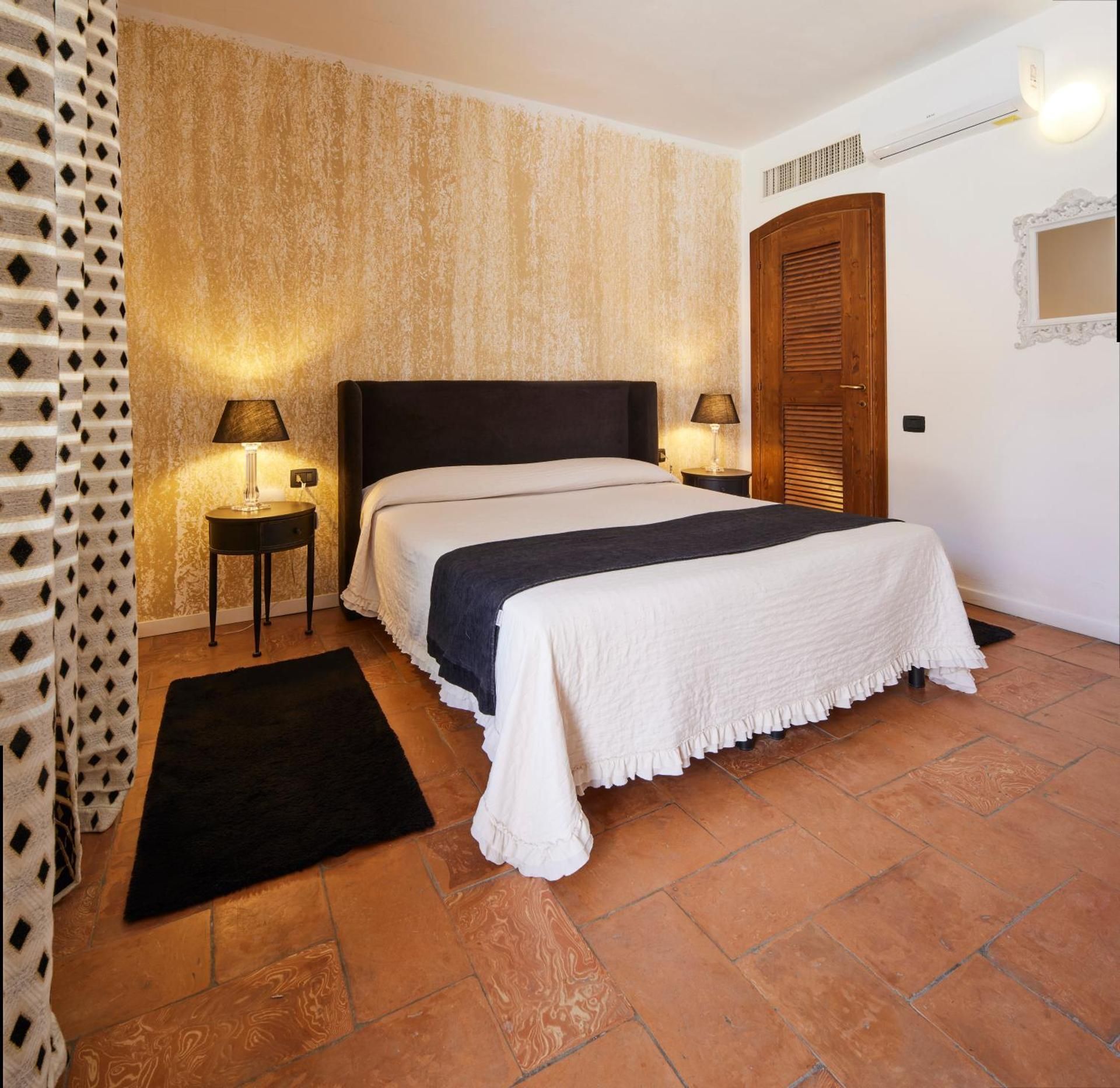 Superior Double or Twin Room with Garden View
