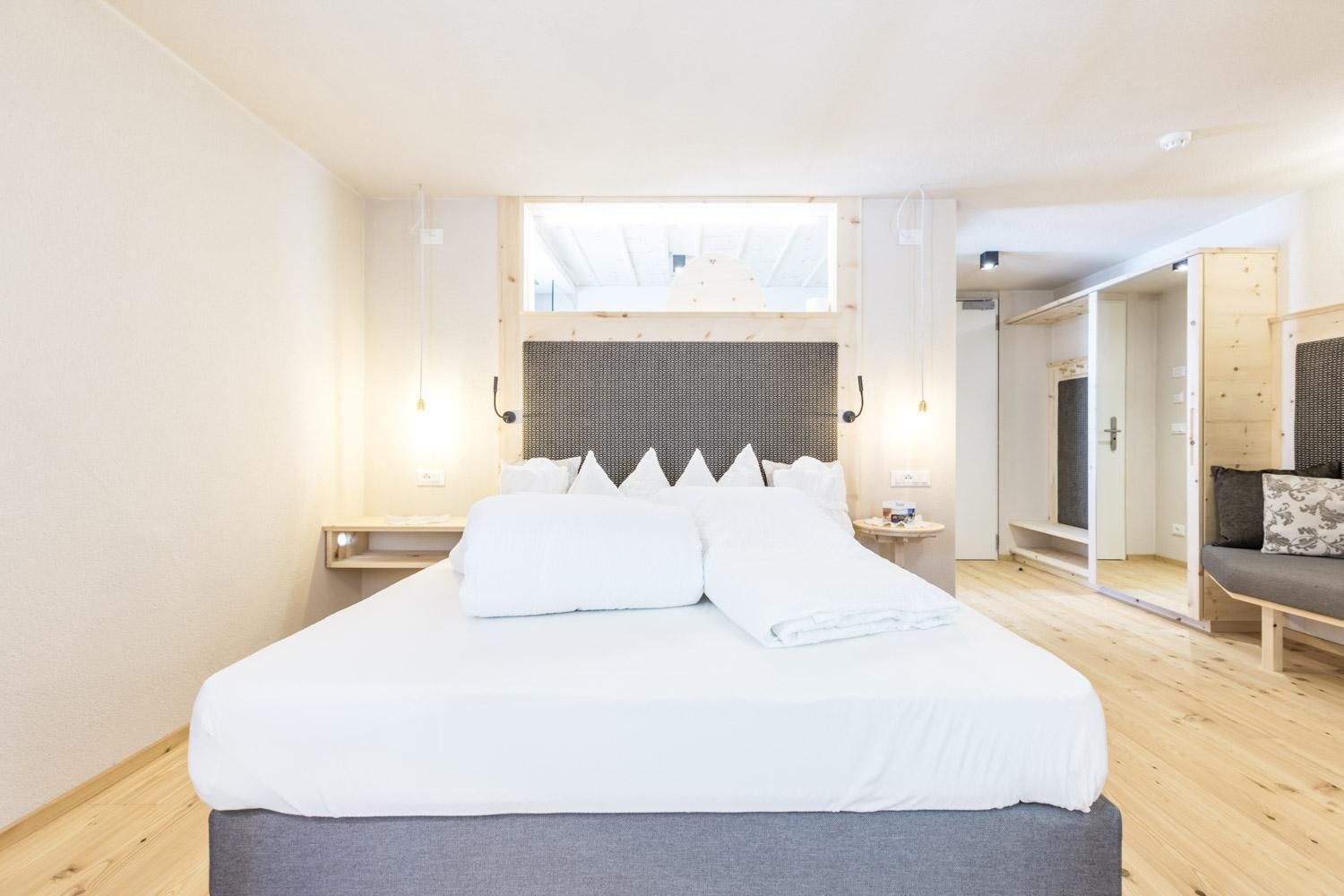 Junior Suite with Balcony