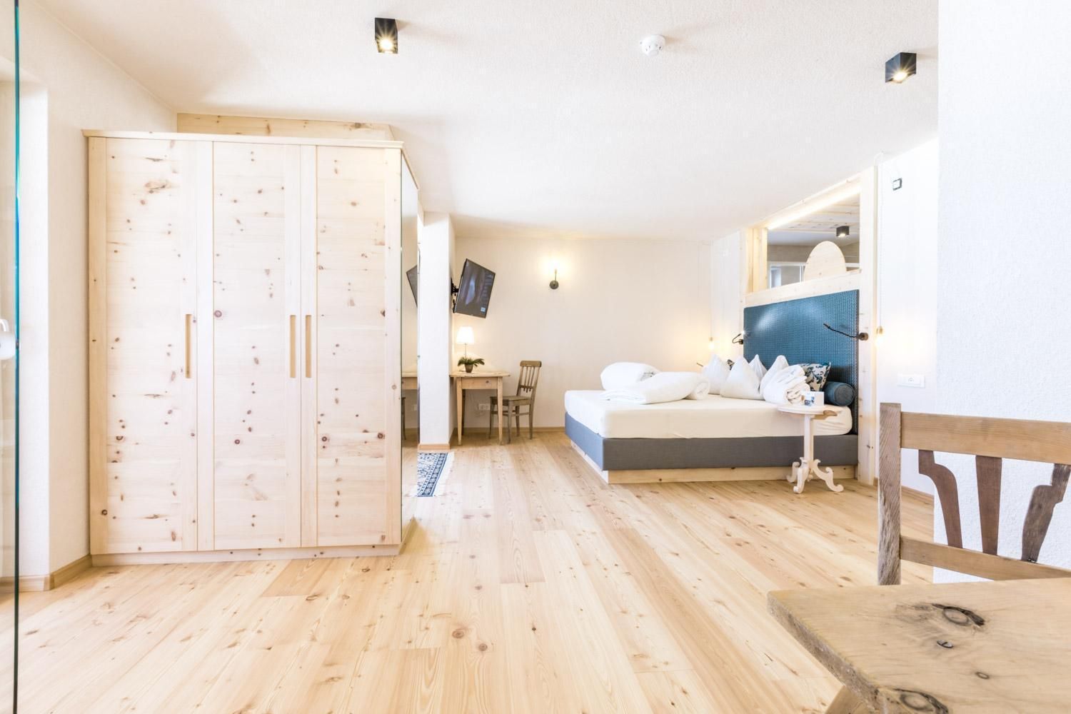 Suite with Sauna