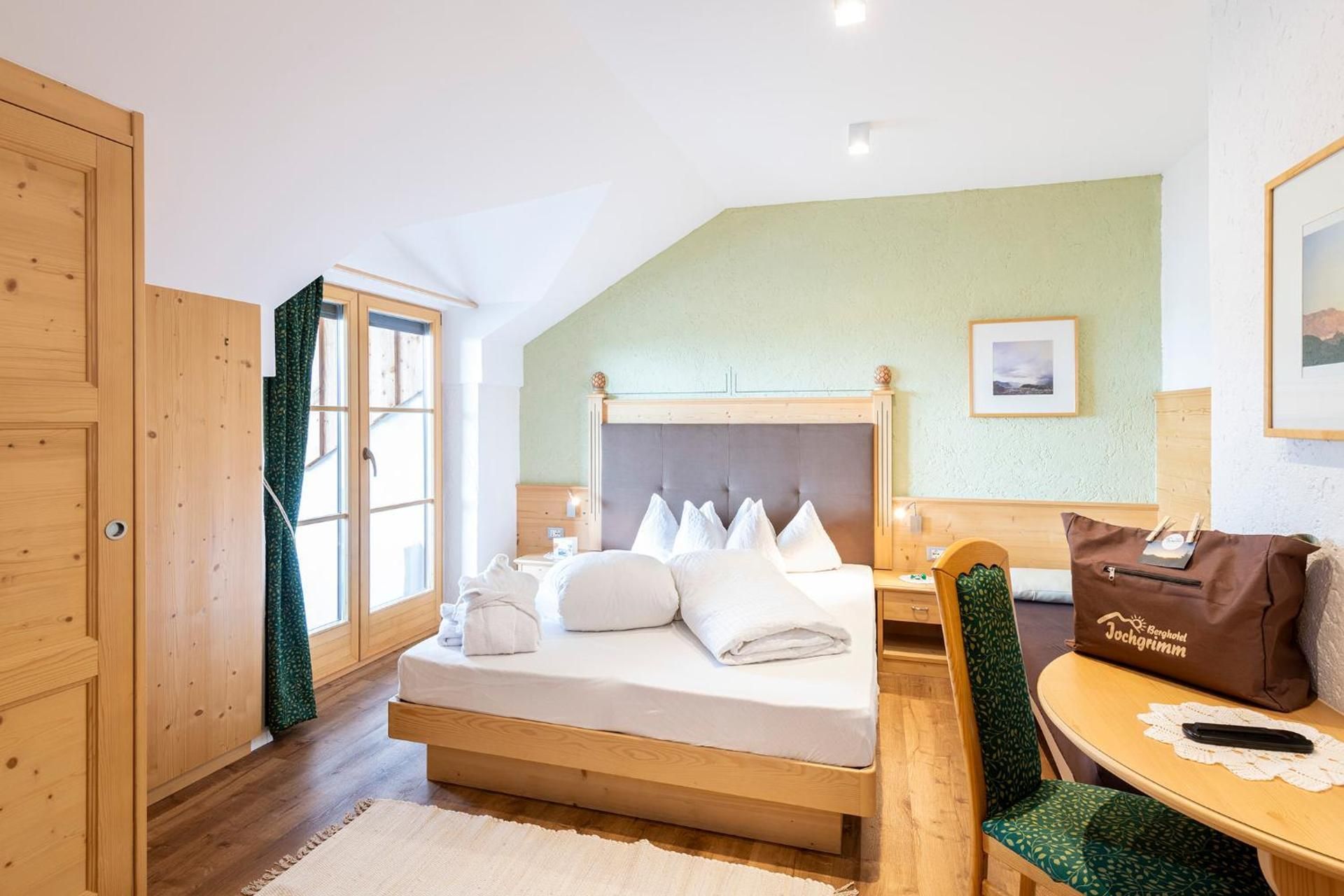 Classic Double Room with Balcony