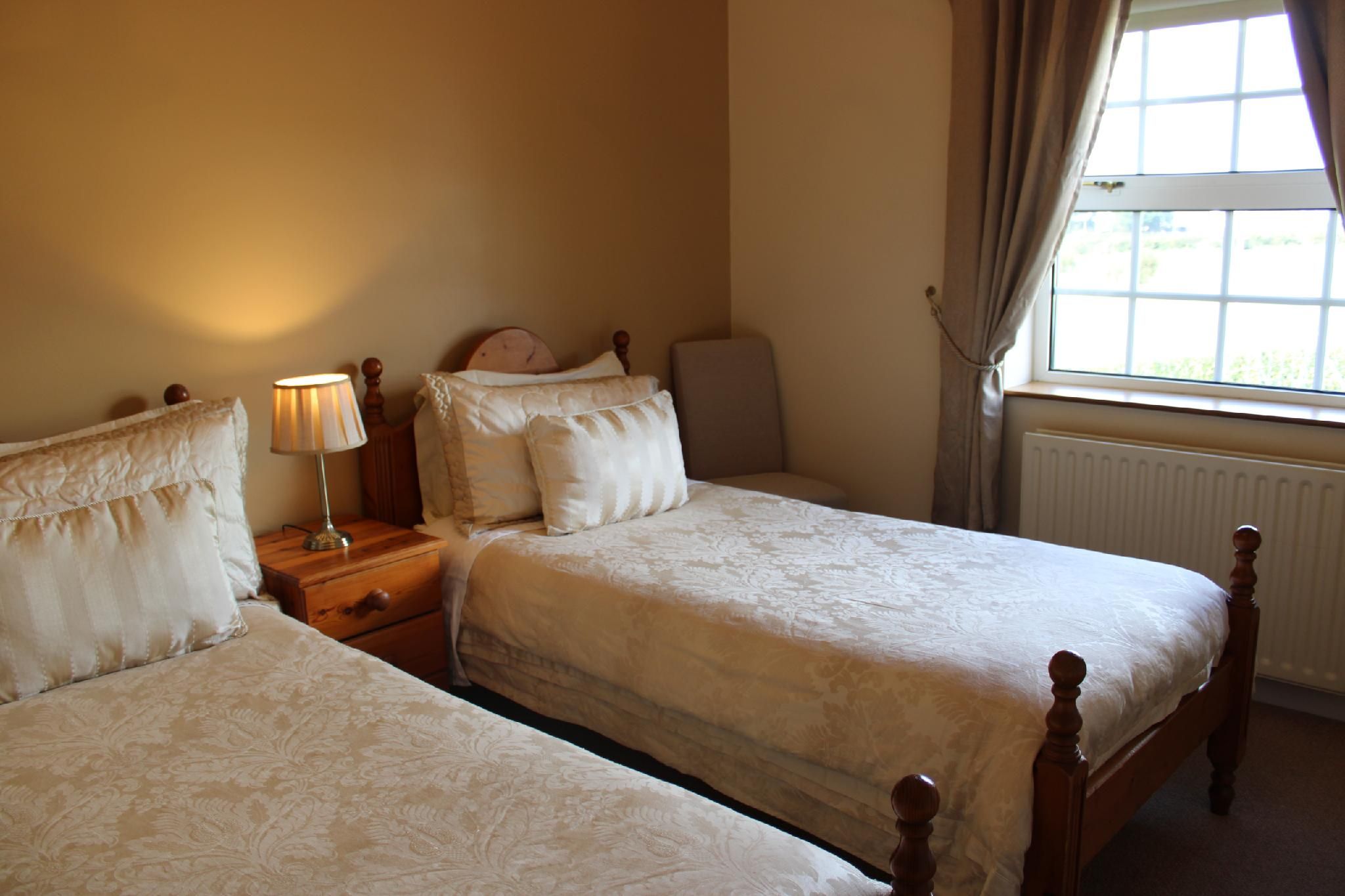 Family room-Ensuite-Sleeps upto 3