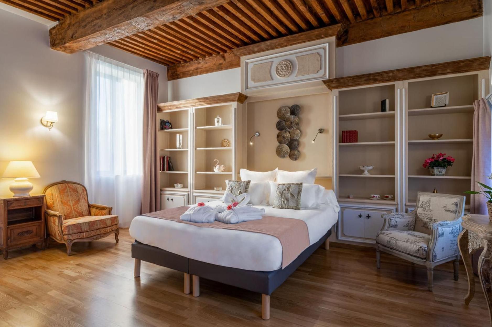 Deluxe Double Room with Bath
