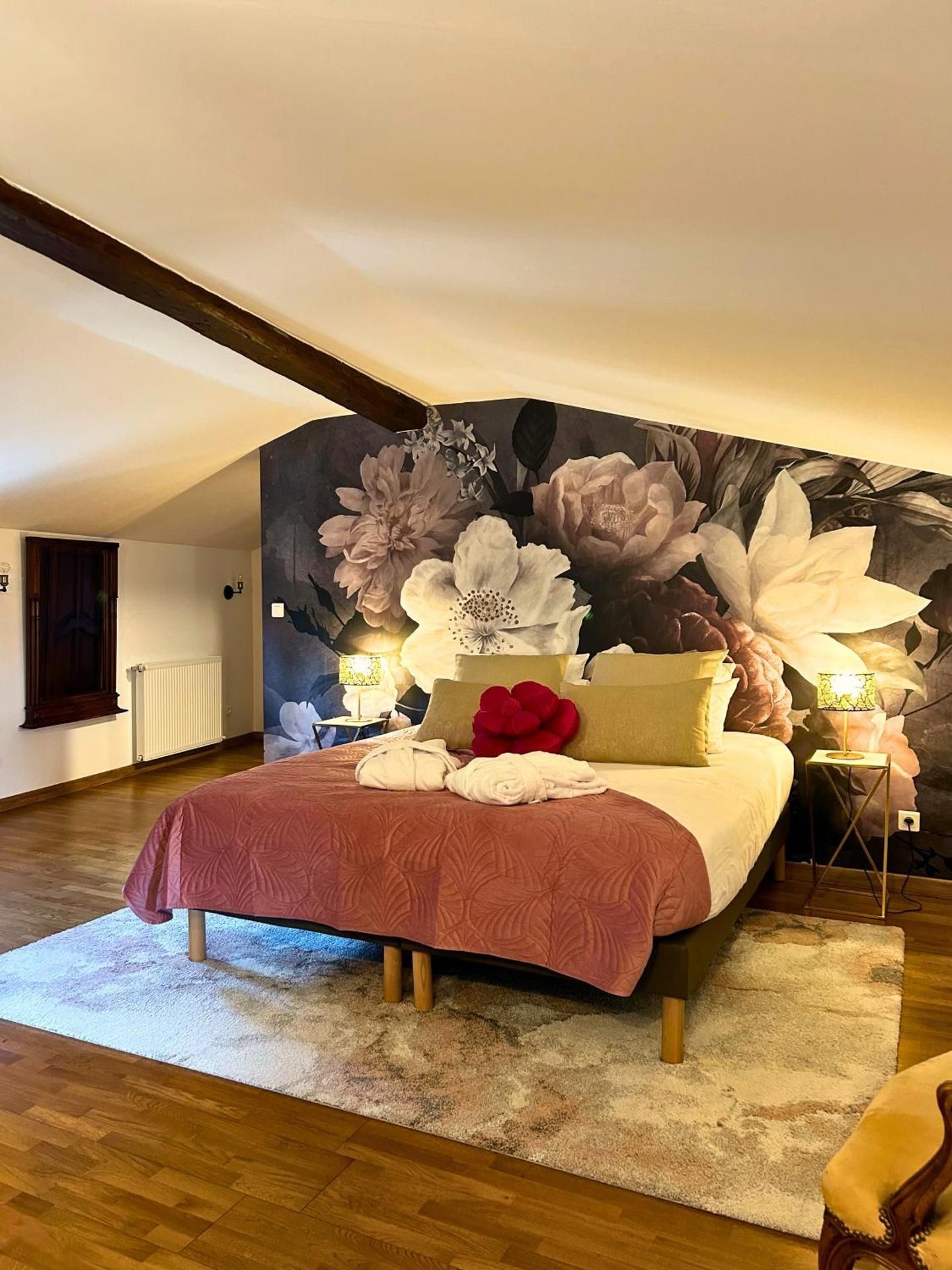 Family Room with Garden View