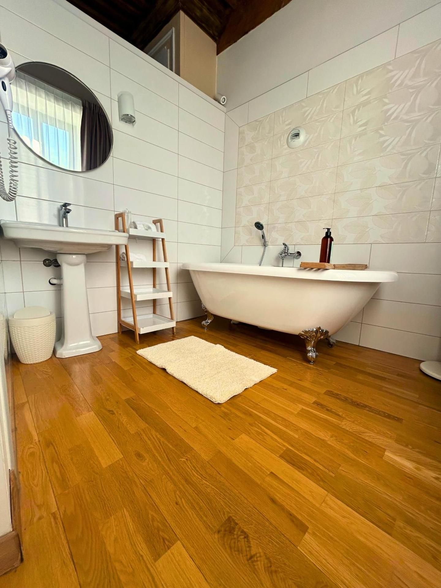 Deluxe Double Room with Bath