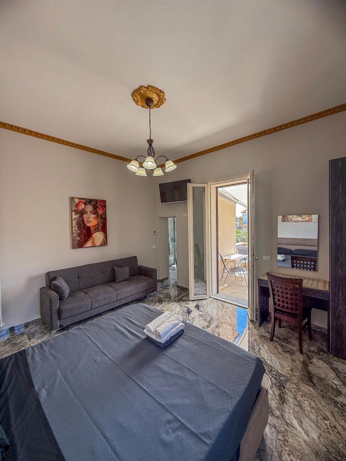 Double Room with Private Bathroom