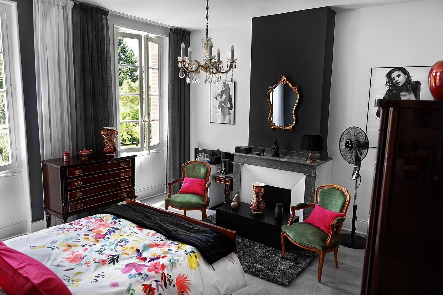 Triple Room with Shared Bathroom