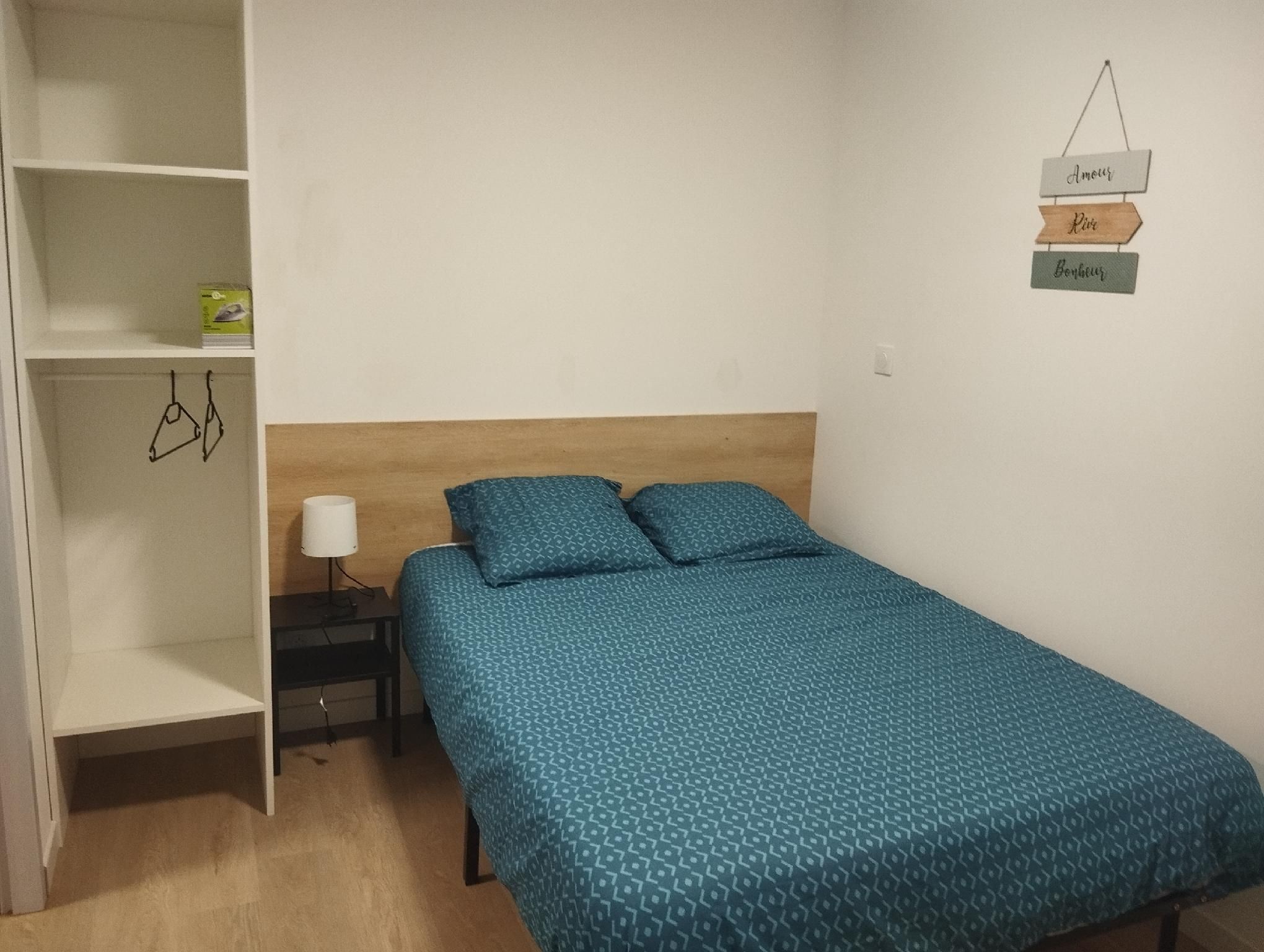 Studio-Basic-Salle d'eau-Pas de vue