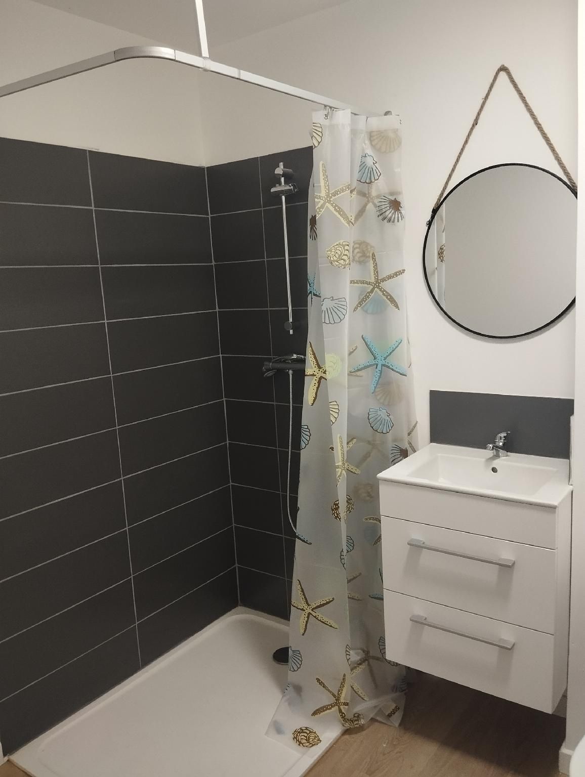 Studio-Standard-Douche-Pas de vue