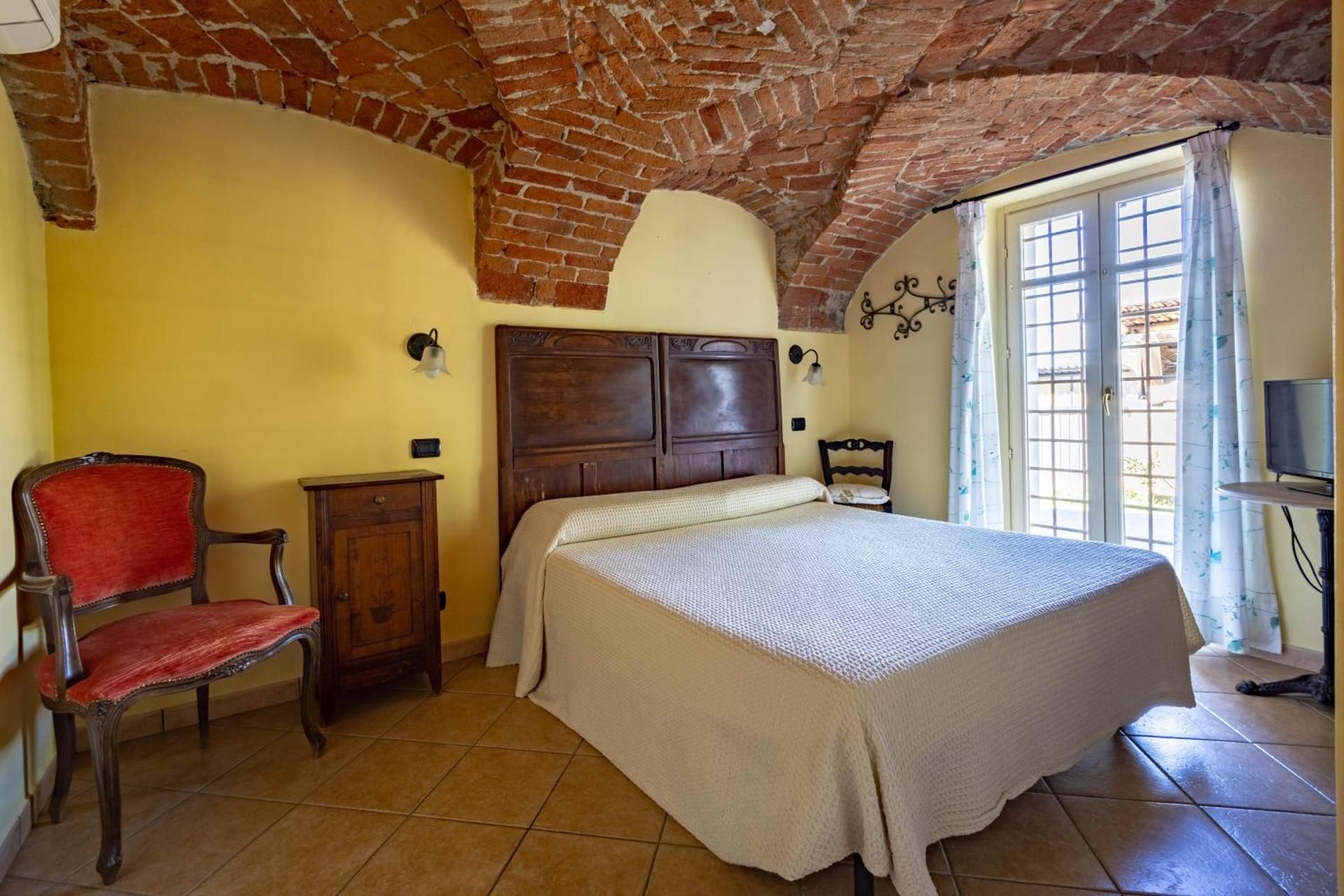 Economy Double or Twin Room
