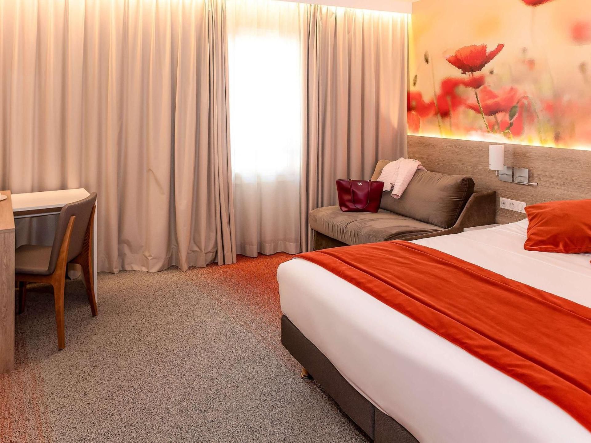 Classic Room with 1 Double Bed