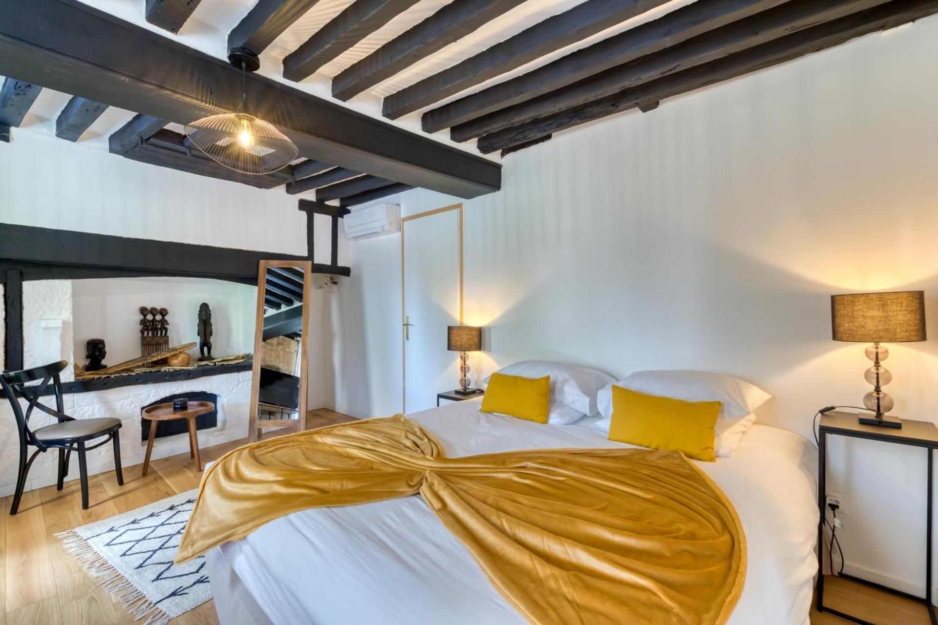 Superior King Room