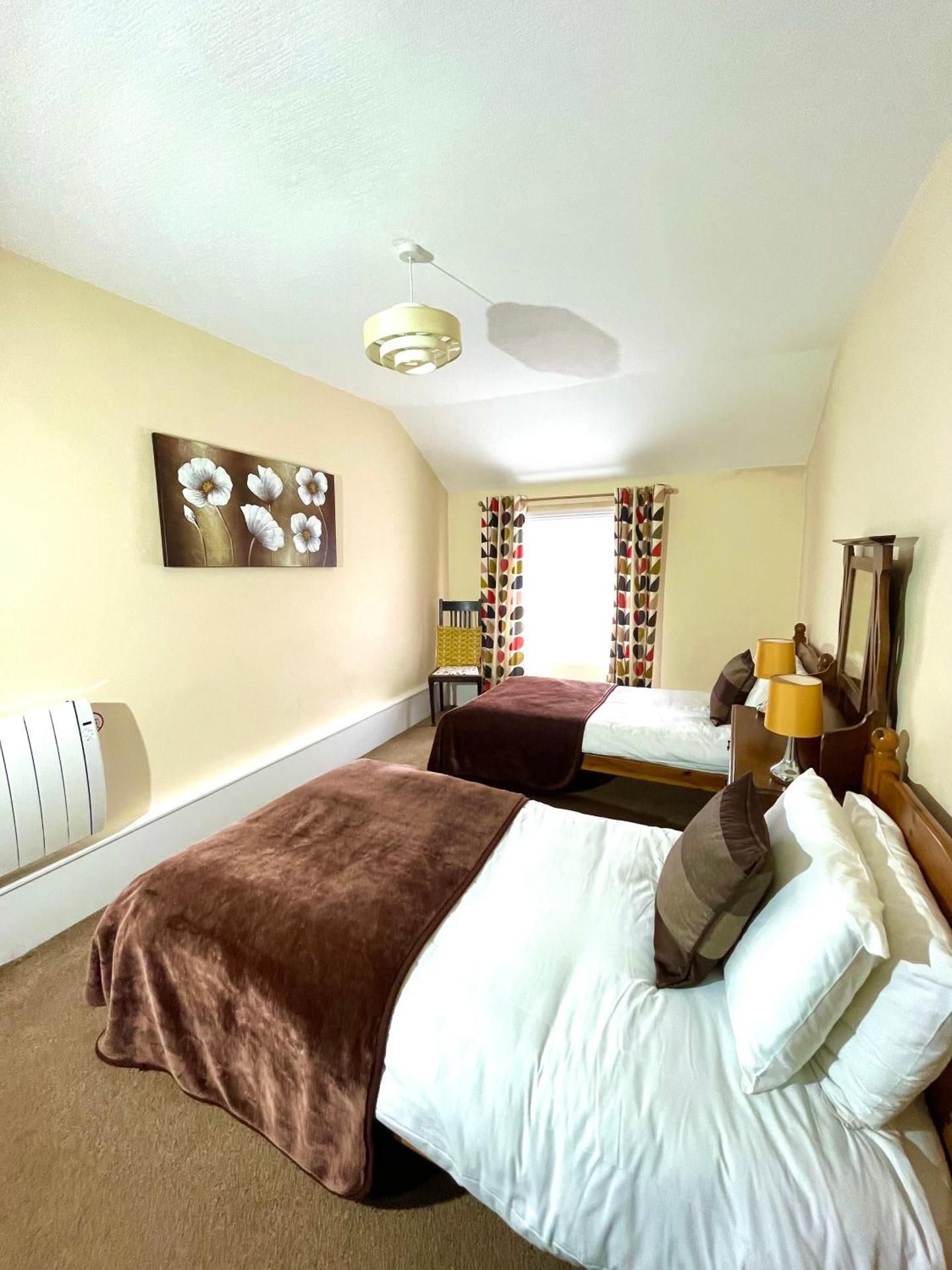 Twin Room with Bathroom