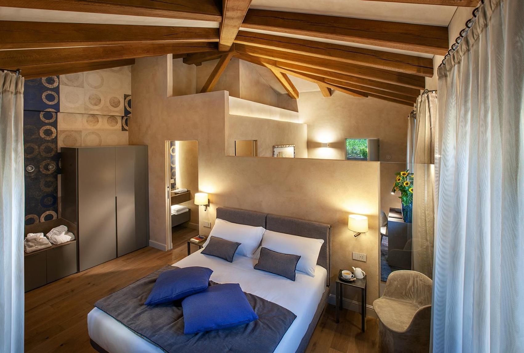 Deluxe Junior Suite