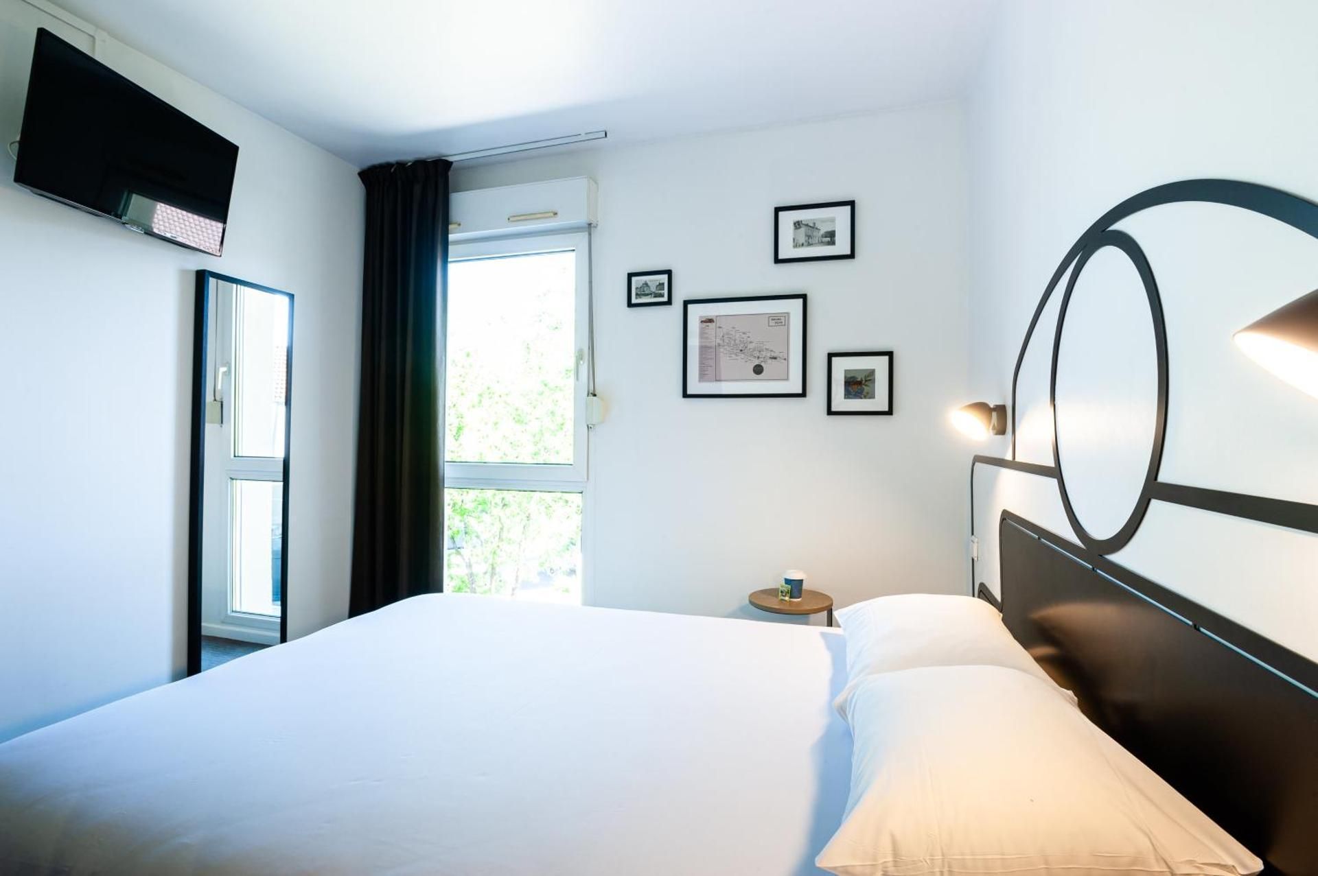 Triple Room with One Double Bed and One Single Bed