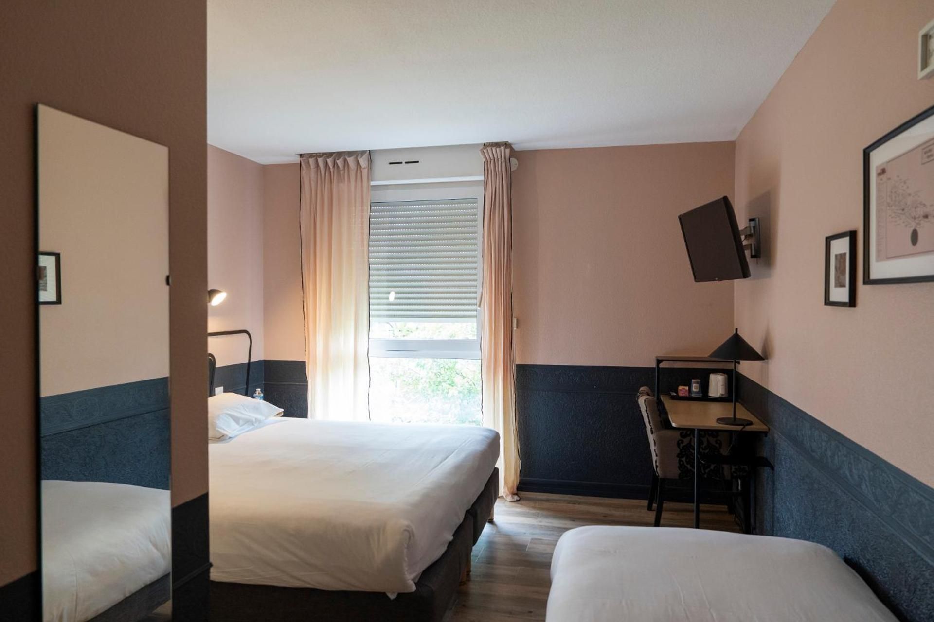 Triple Room with One Double Bed and One Single Bed