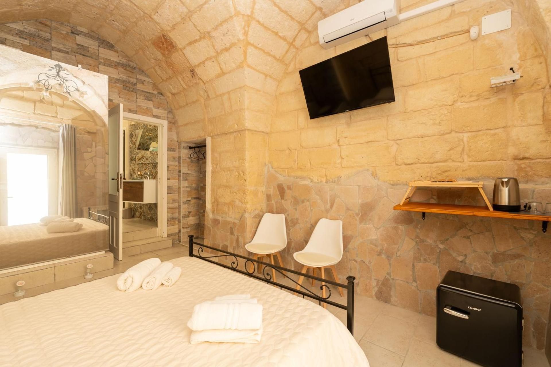Double Room with Spa Bath