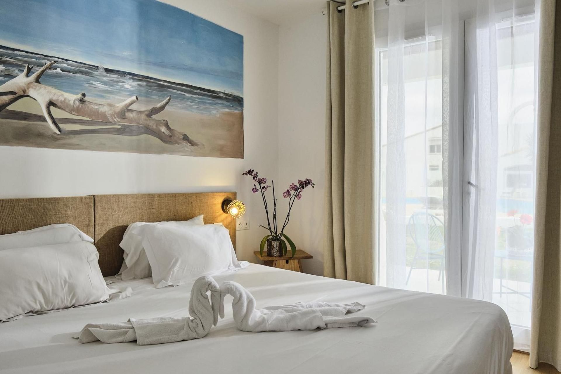 Double or Twin Room with Terrace