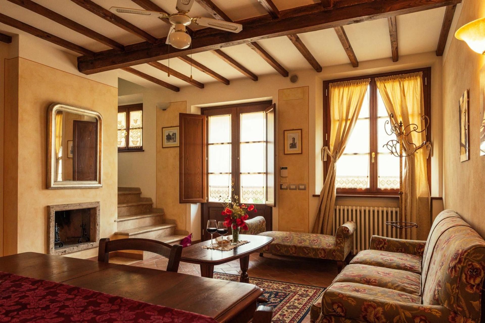 Two-Bedroom Deluxe Apartment