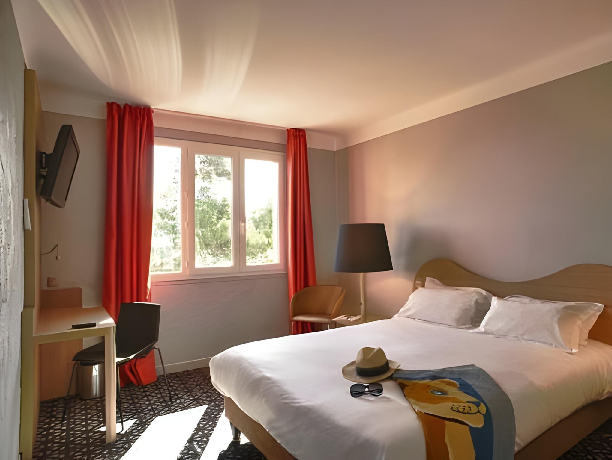 Family Room with Sea View (2 Adults + 2 Children)