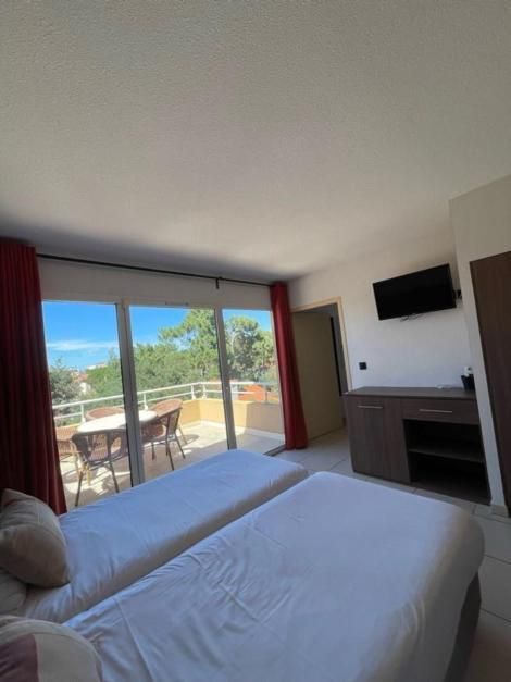 Superior Family Suite with Terrace