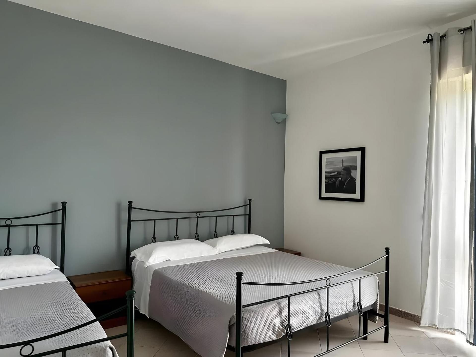 Triple Room with Shower