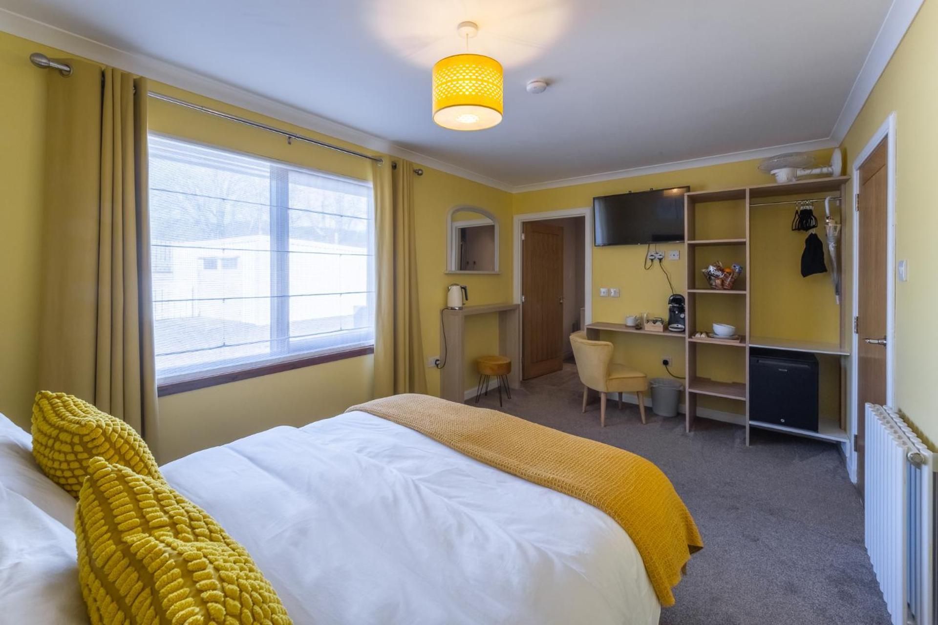 Double Room with Private Bathroom