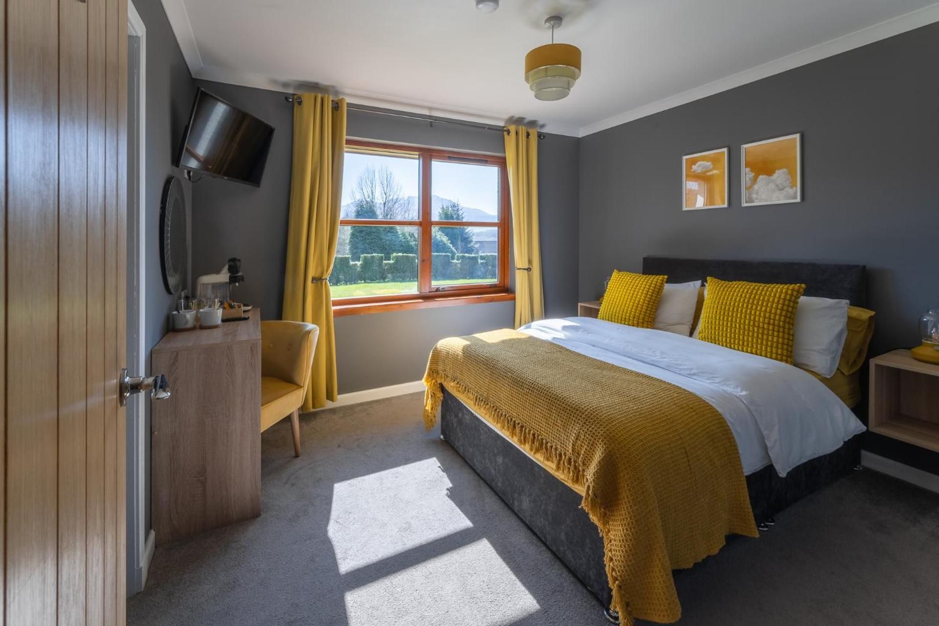 Double Room with Private External Bathroom