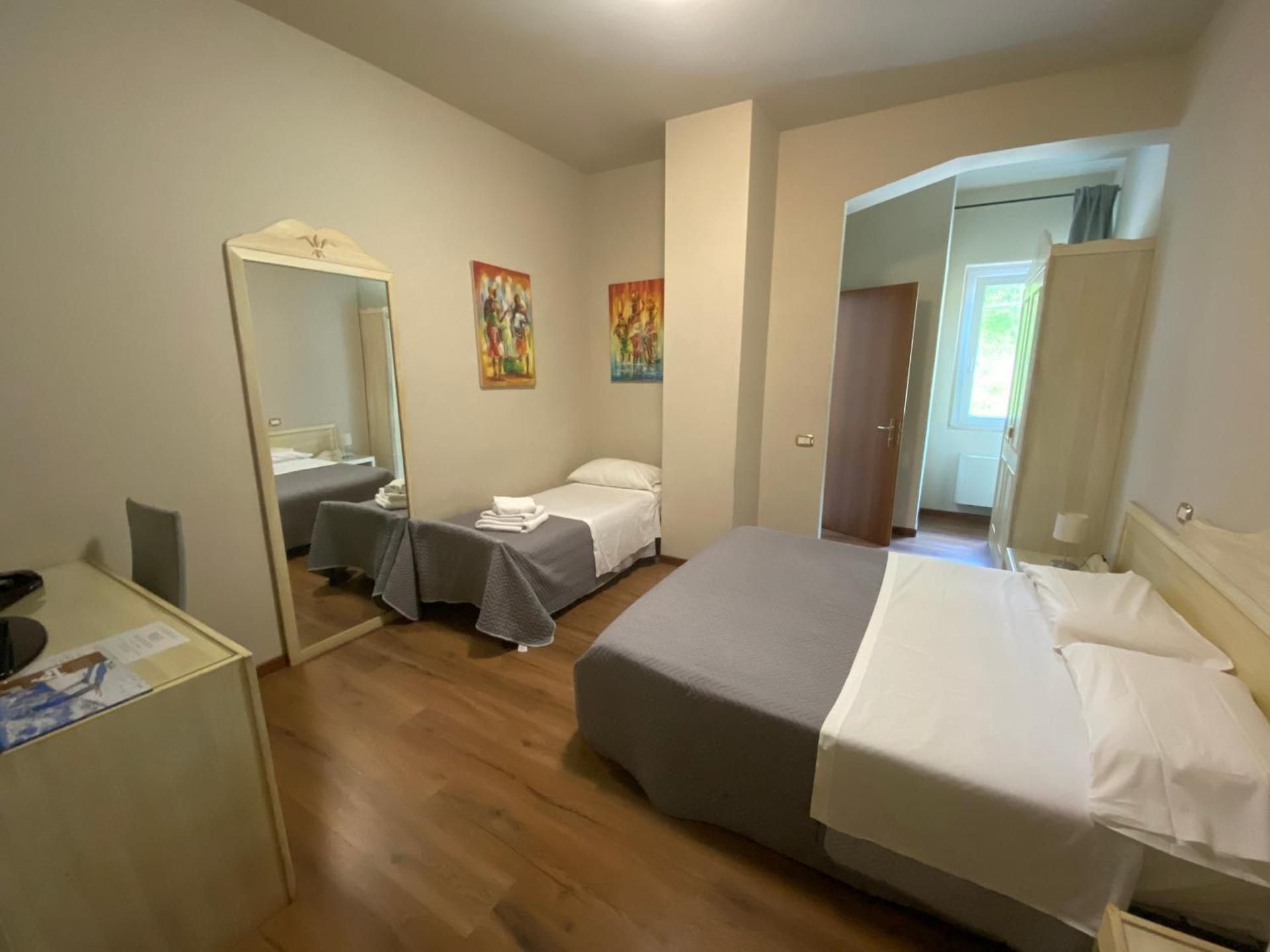Triple Room