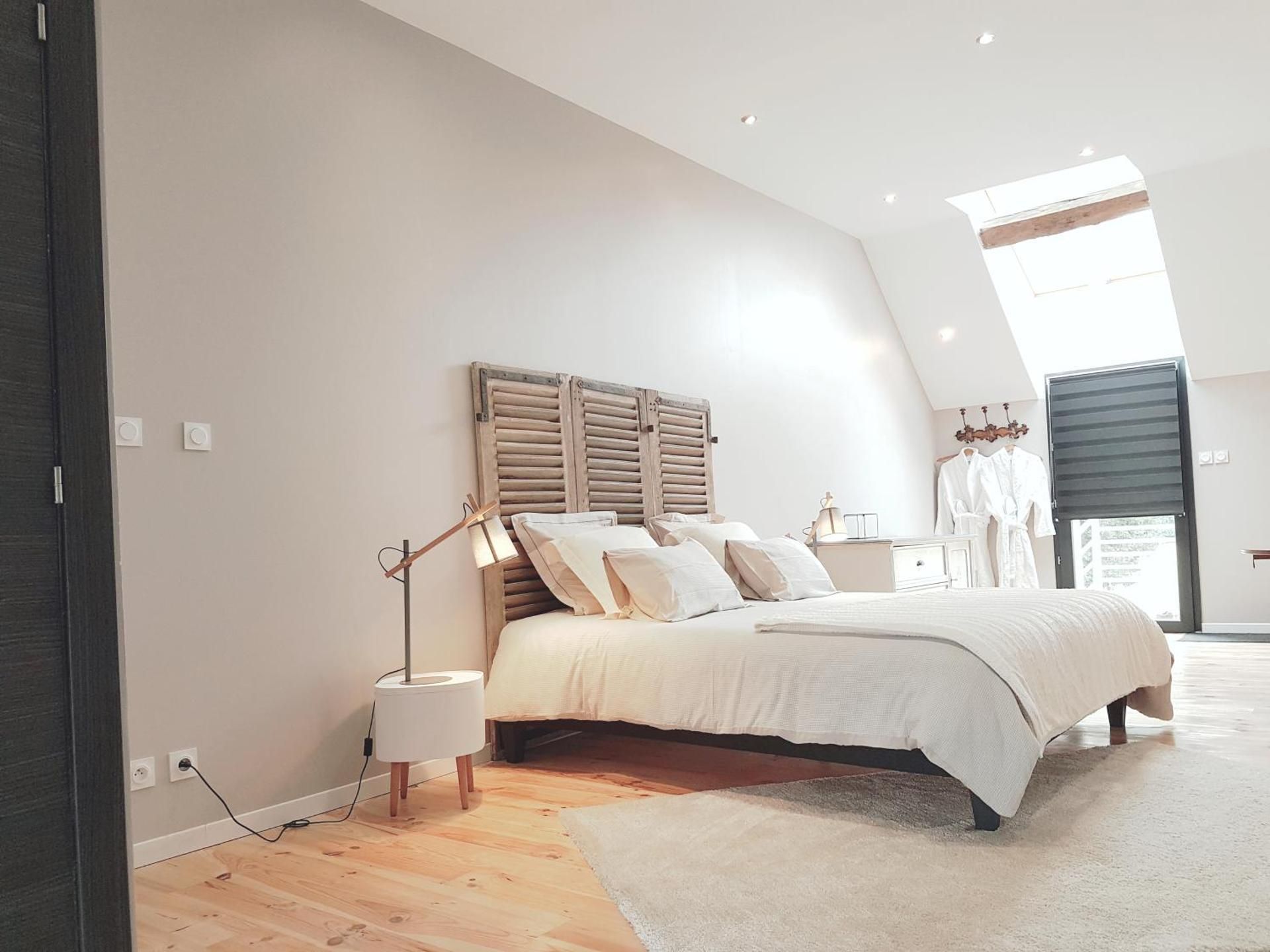 King Room with Spa Bath