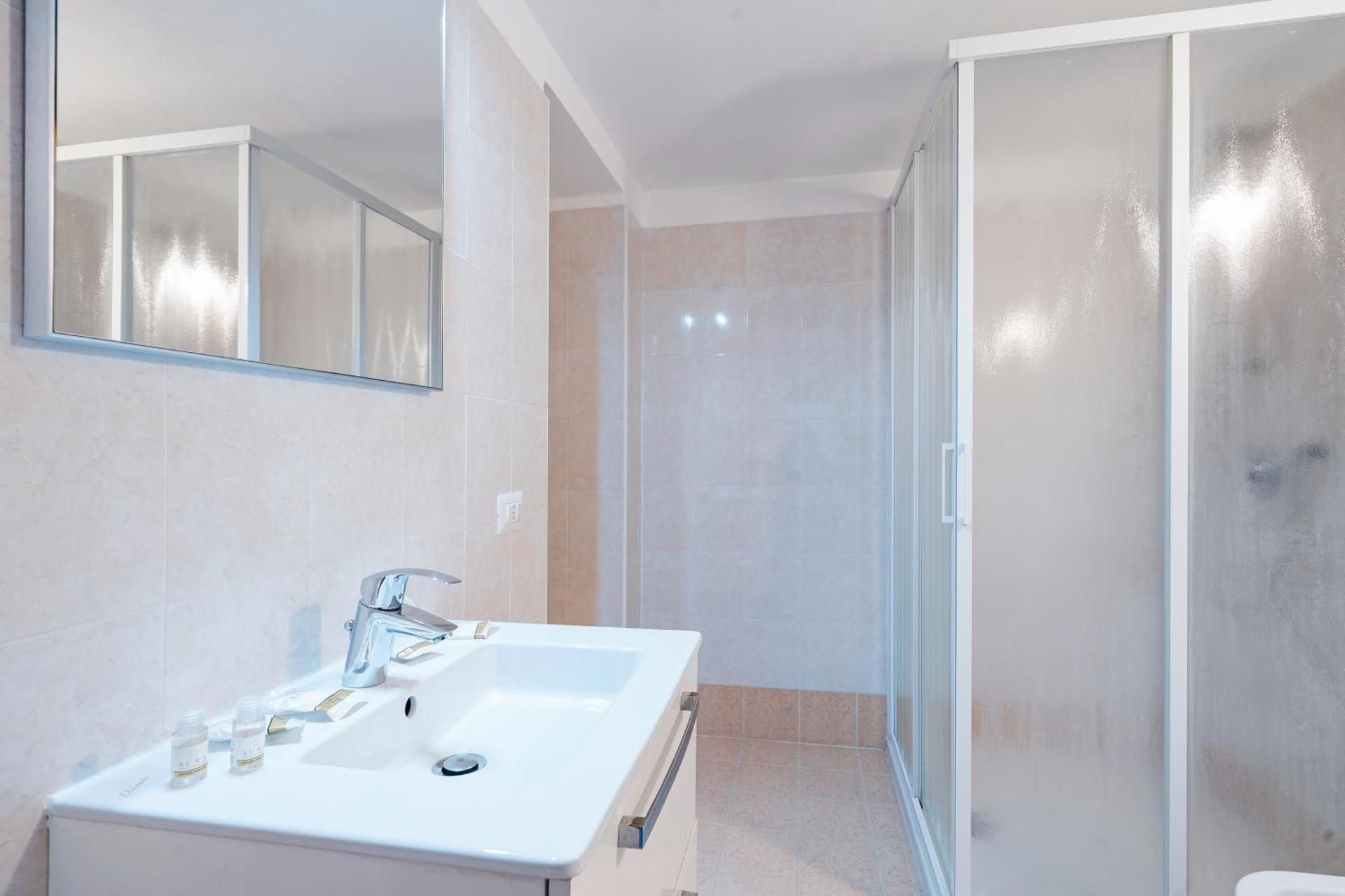 Superior Quadruple Room with Balcony and Private Bathroom - 1st Floor