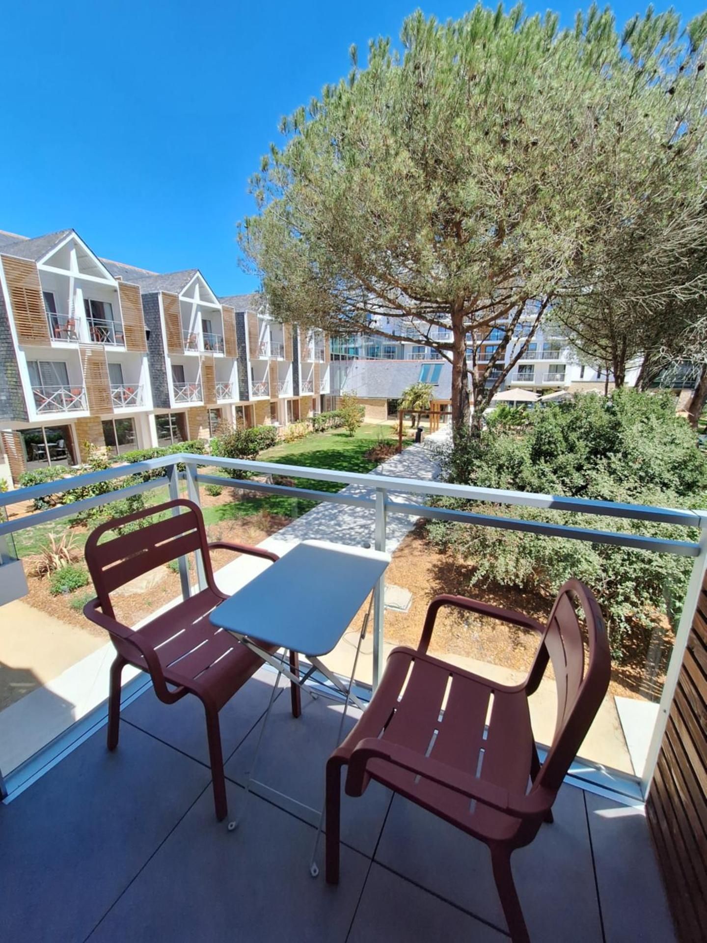  Classic Double Room with Garden View and Balcony