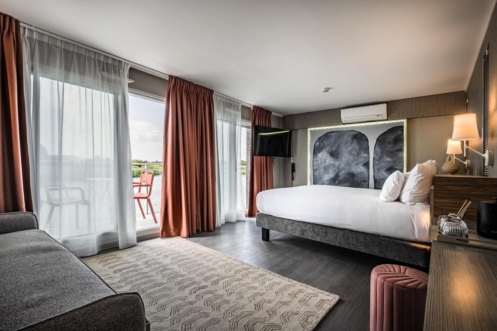 Privilege Room with Balcony