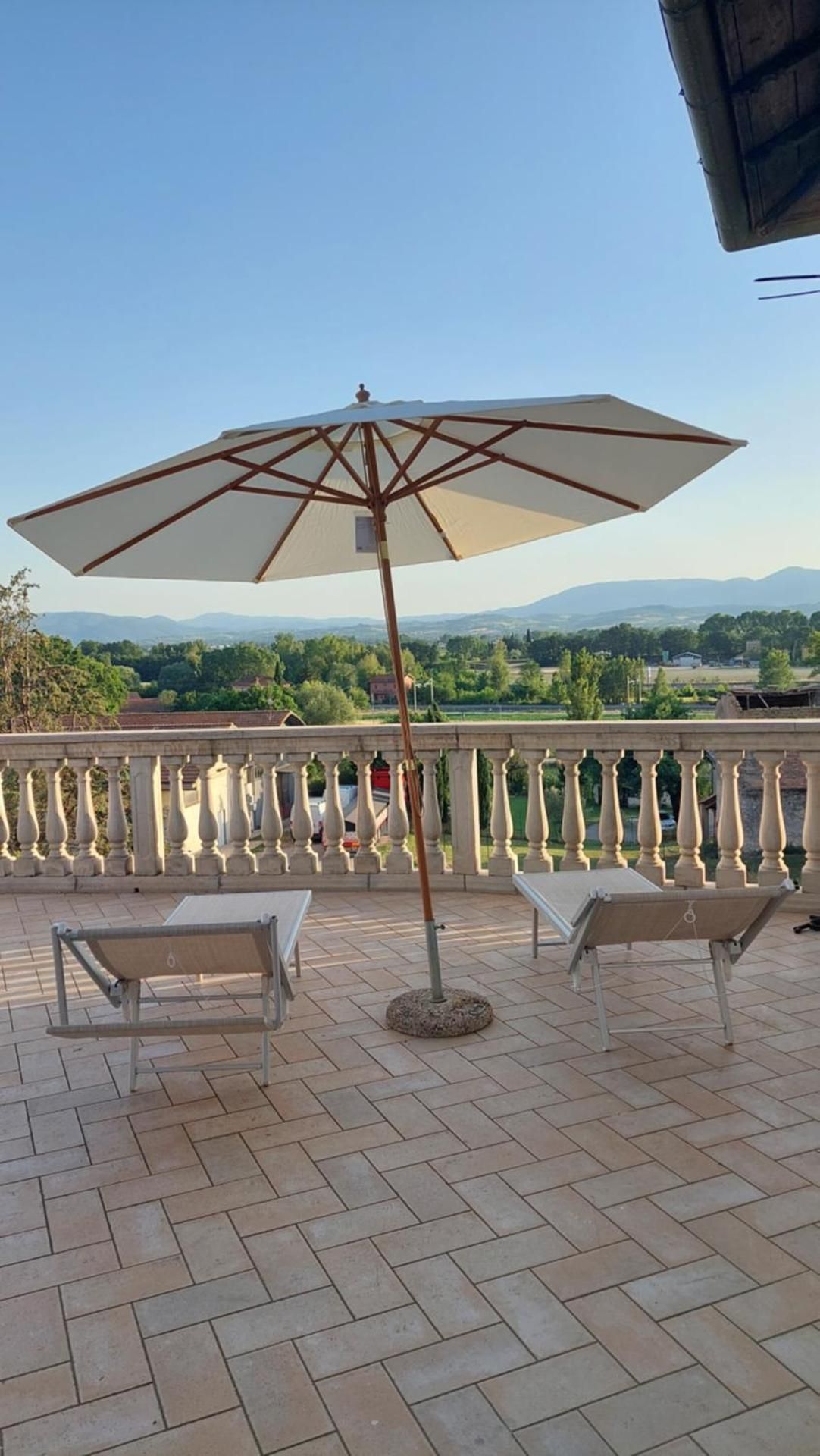 One-Bedroom Apartment with Terrace