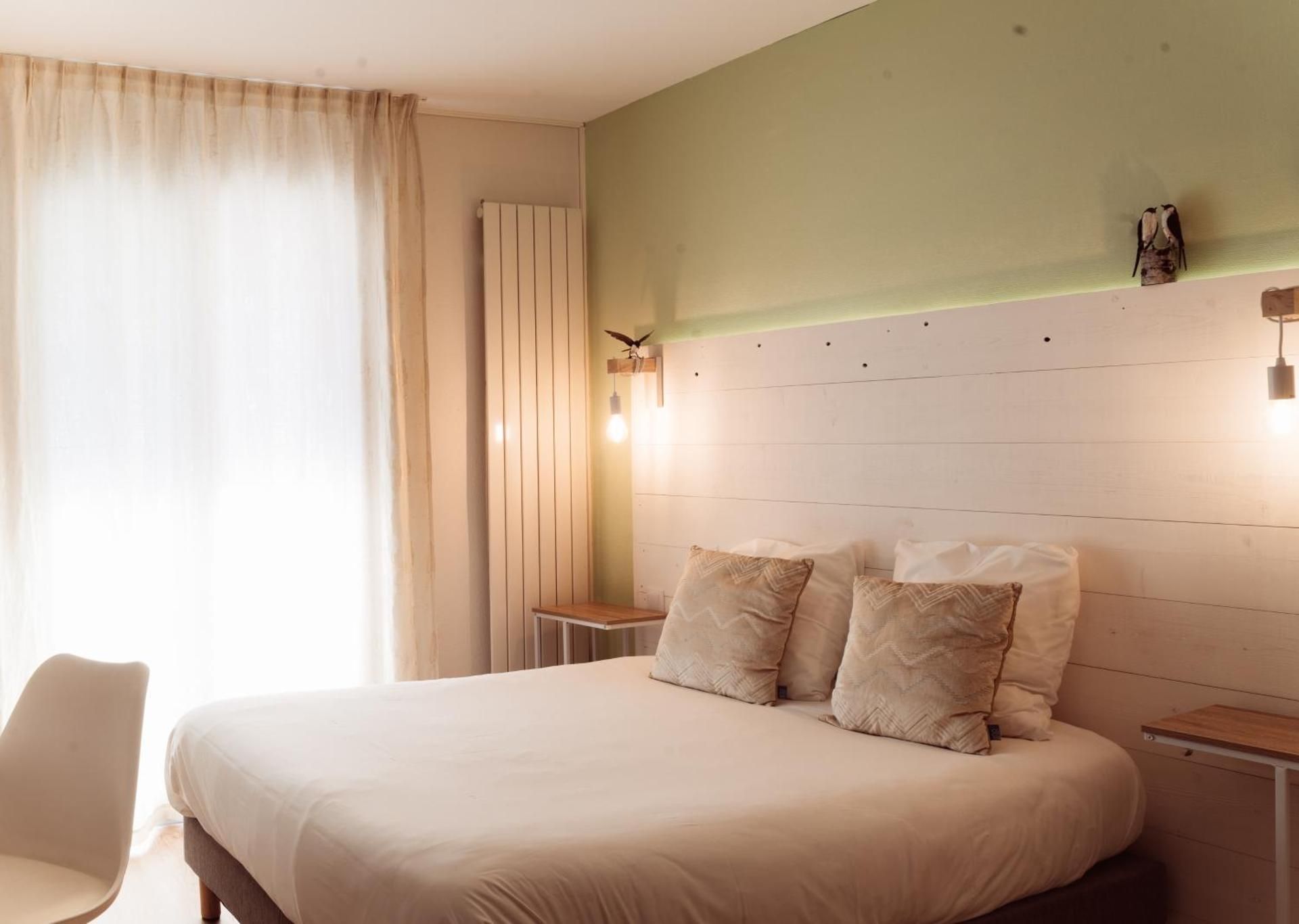 Room with Balcony and Sea View