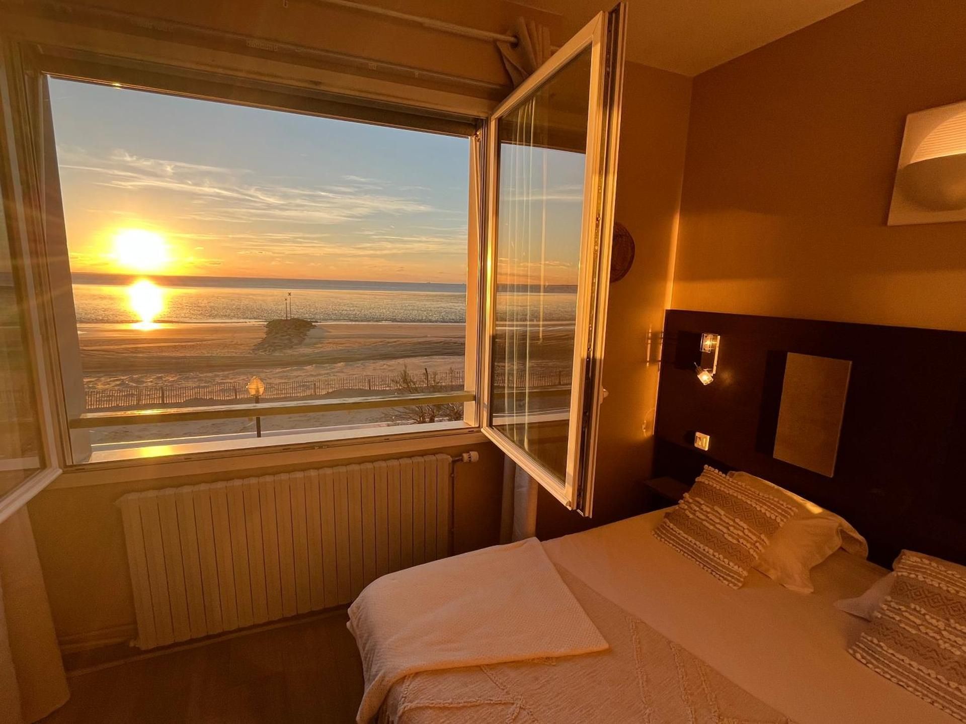 Superior Triple Room with Sea View